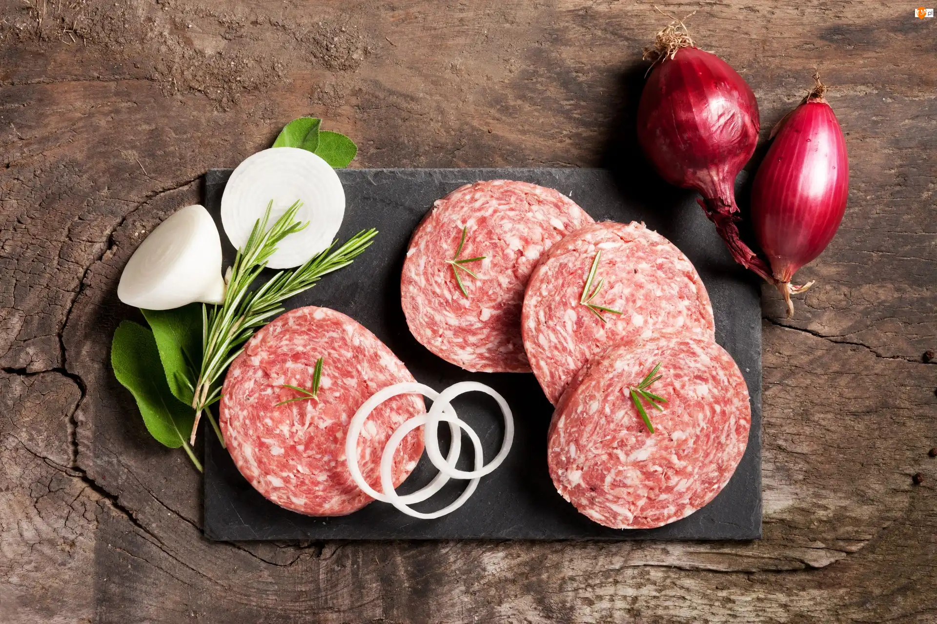 Cebula, Kiełbasa