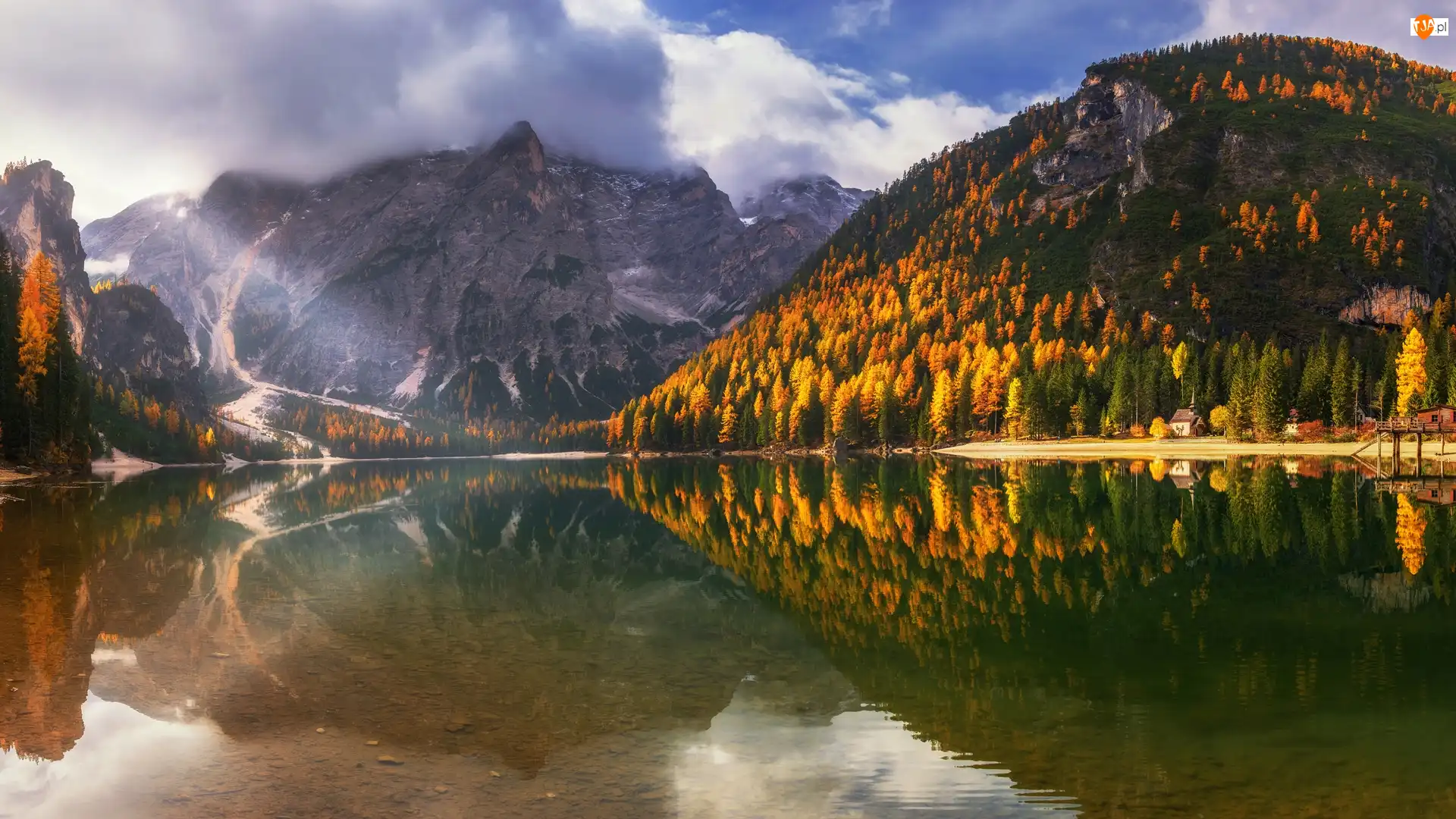Jesień, Góry, Dolina Pustertal, Chmury, Dolomity, Las, Włochy, Jezioro Pragser Wildsee