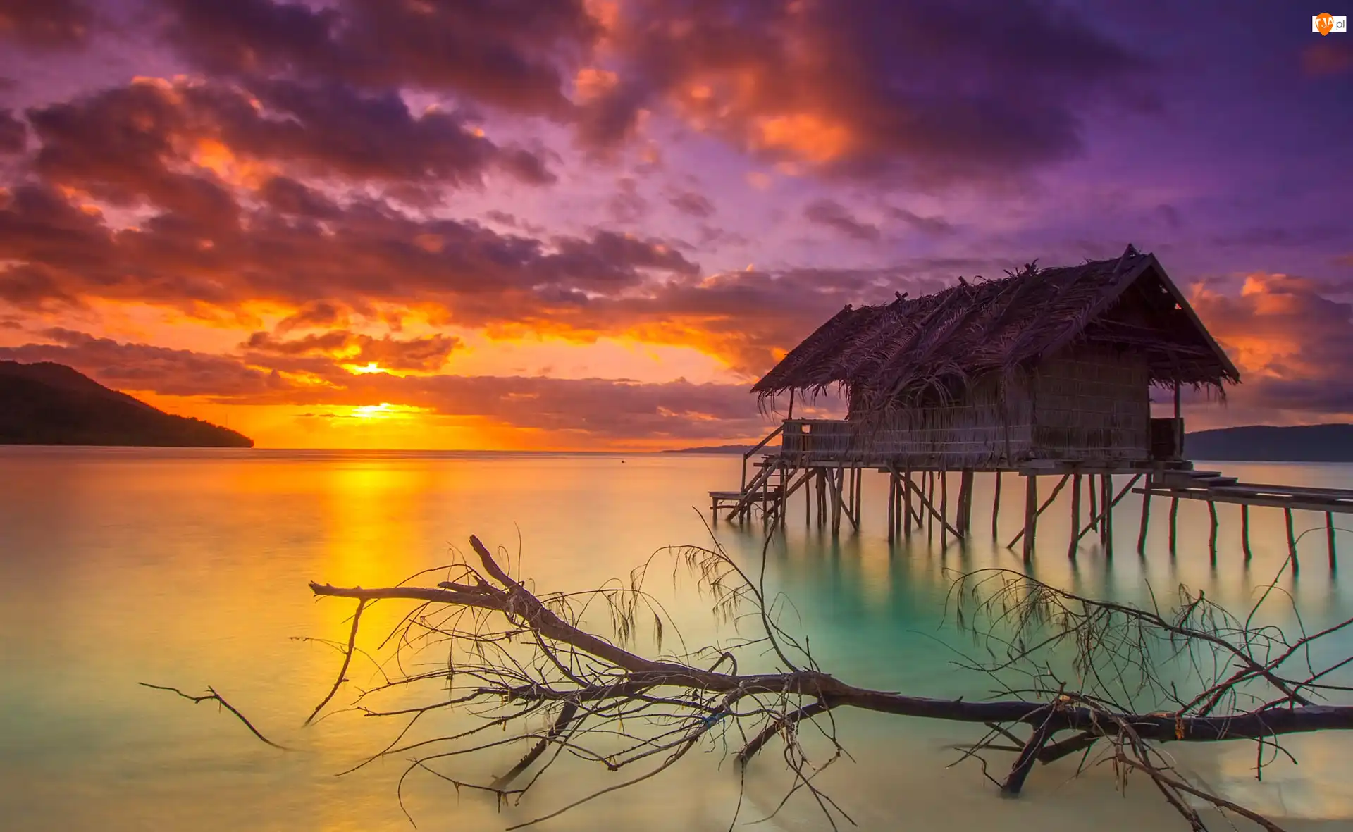 Wyspa Mansuar, Indonezja, Chata, Konar, Morze, Zachód słońca