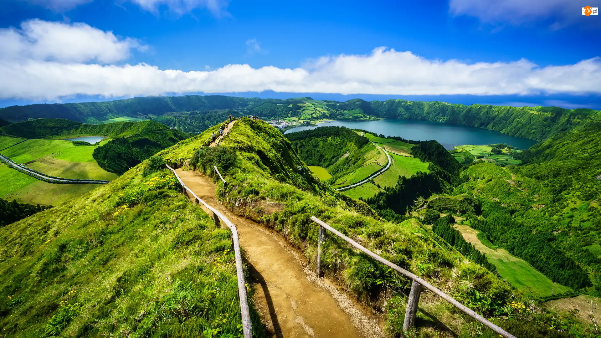 Jezioro, Zielone, Lagoa Rasa, Jeziora, Azory, Kaldera, Wzgórze, Droga, Wyspa Sao Miguel, Góry, Portugalia, Miradouro da Boca do Inferno, Szlak