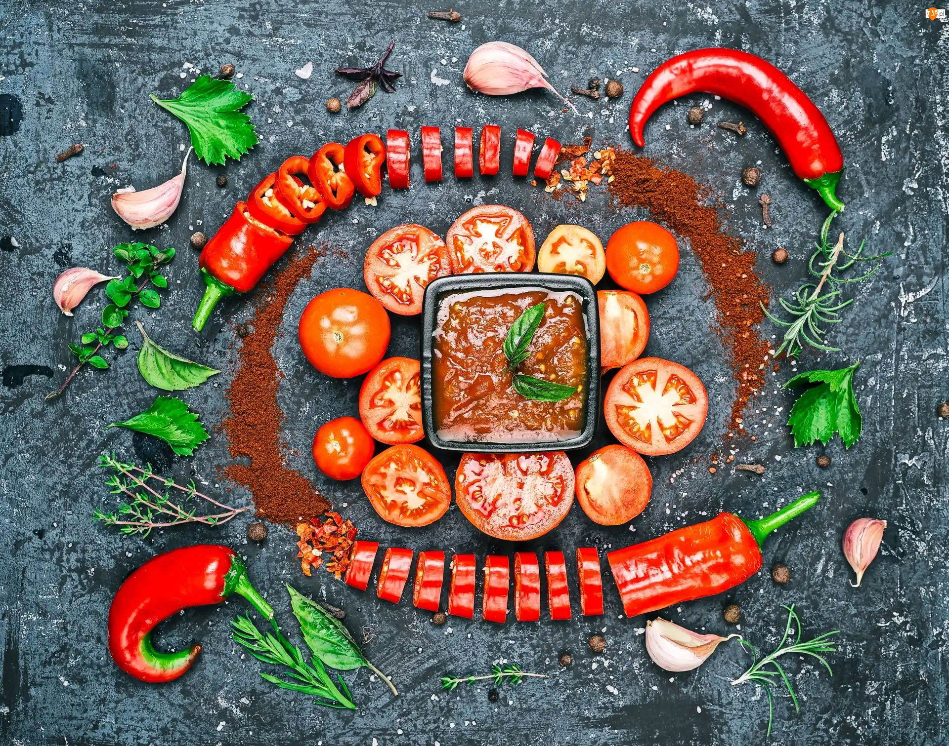 Pomidory, Kompozycja, Papryka