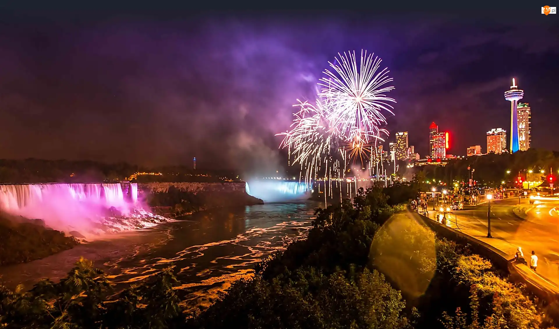 Niagara, Wodospad, Sztuczne ognie, Miasto, Oświetlone, Budynki