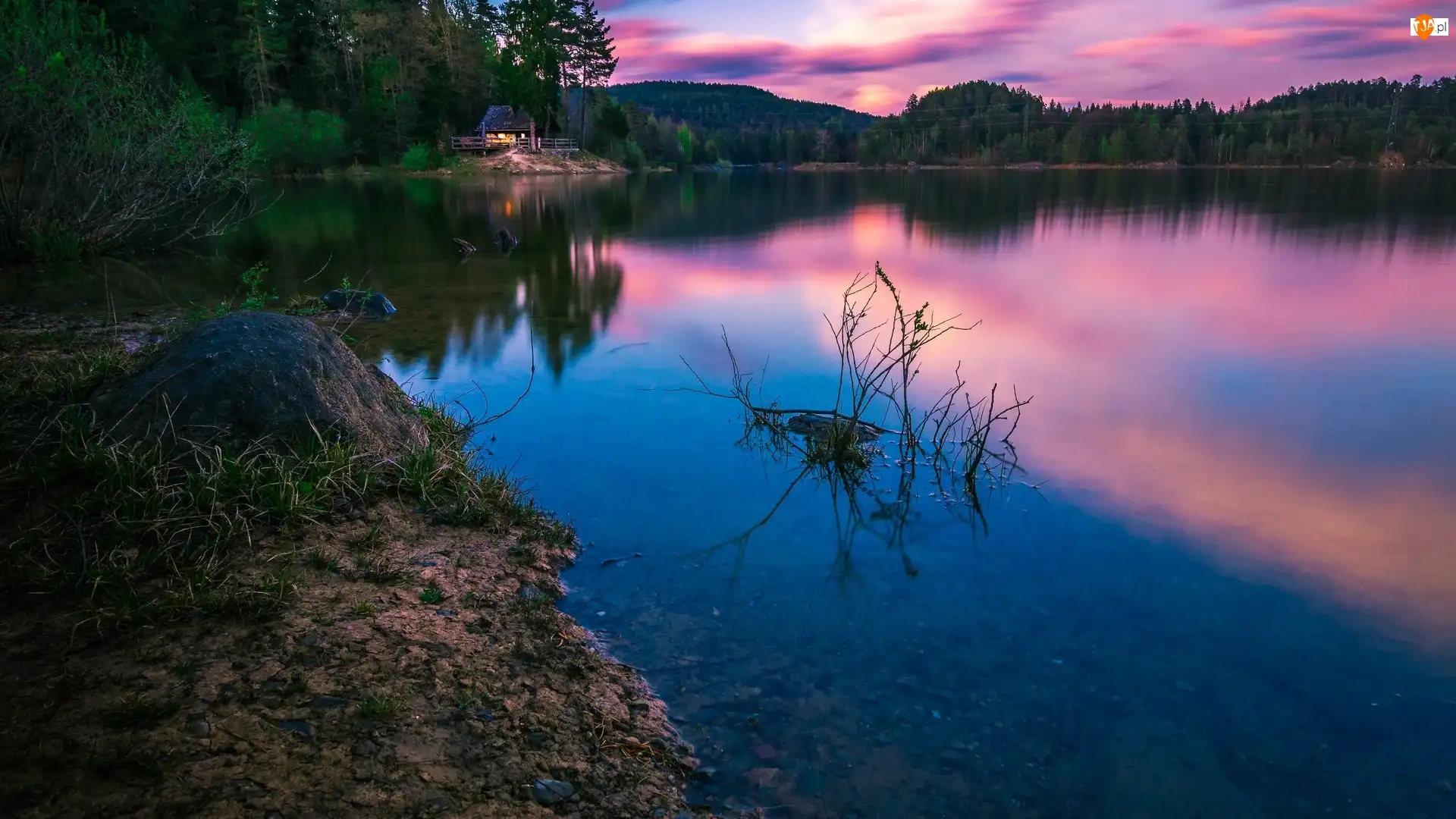 Góry, Dom, Jezioro, Poranek, Drzewa