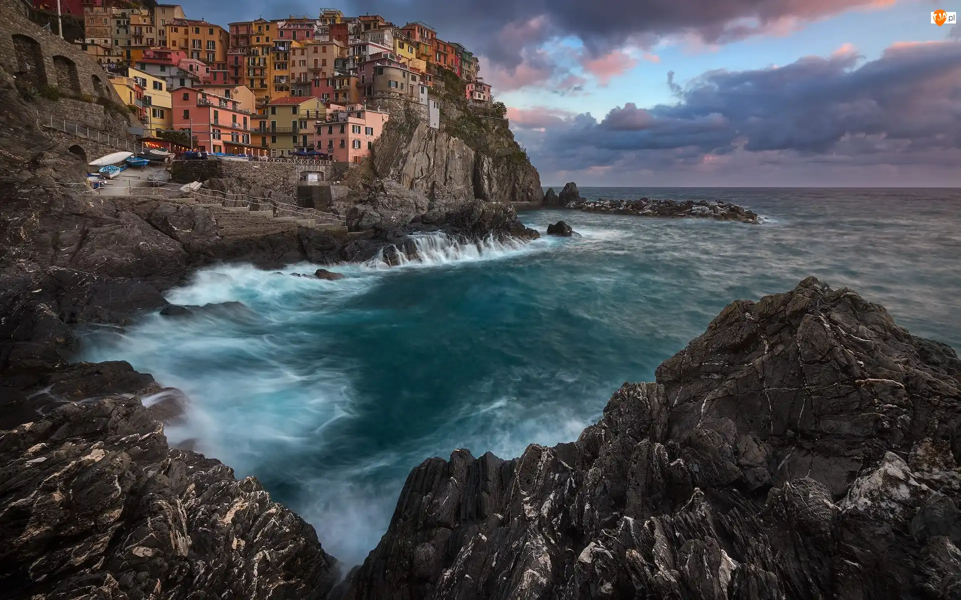 Morze Liguryjskie, Skały, Chmury, Włochy, Domy, Manarola, Region Liguria