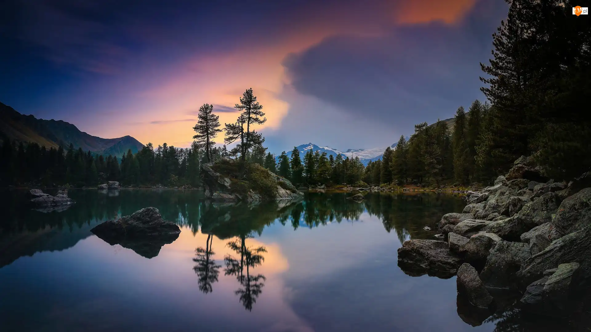Pontresina, Jezioro Lago Nero, Kamienie, Szwajcaria, Odbicie, Drzewa, Góry Alpy Szwajcarskie
