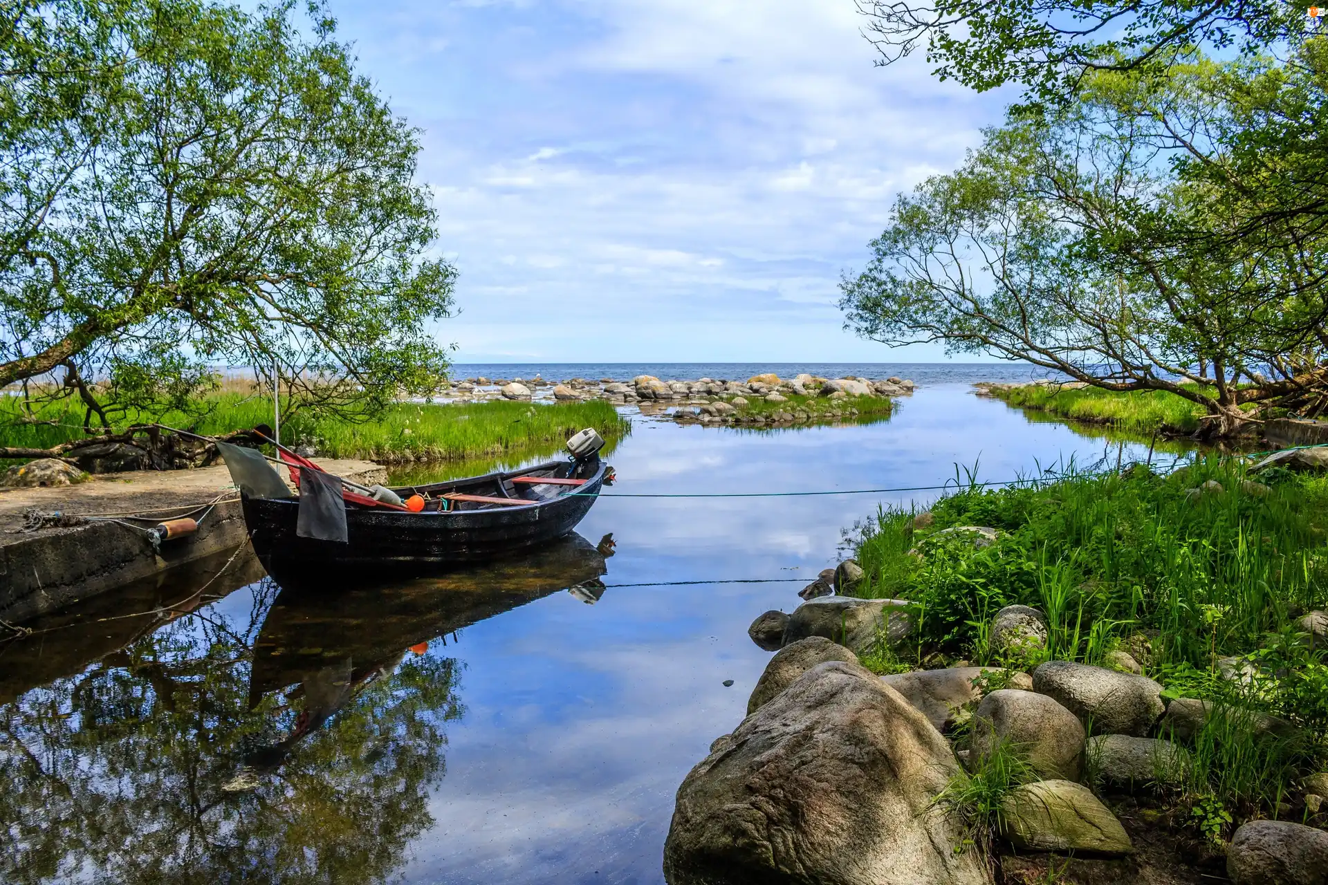 Pomost, Rzeka, Łódka, Kamienie