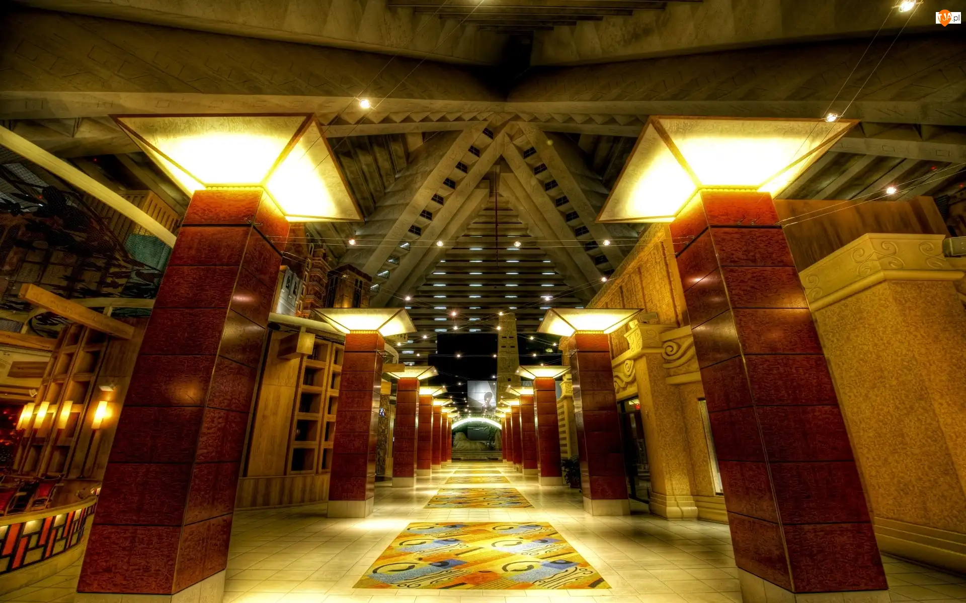 Kolumny, Pasaż, Budowla, Architektura, Kolorowy