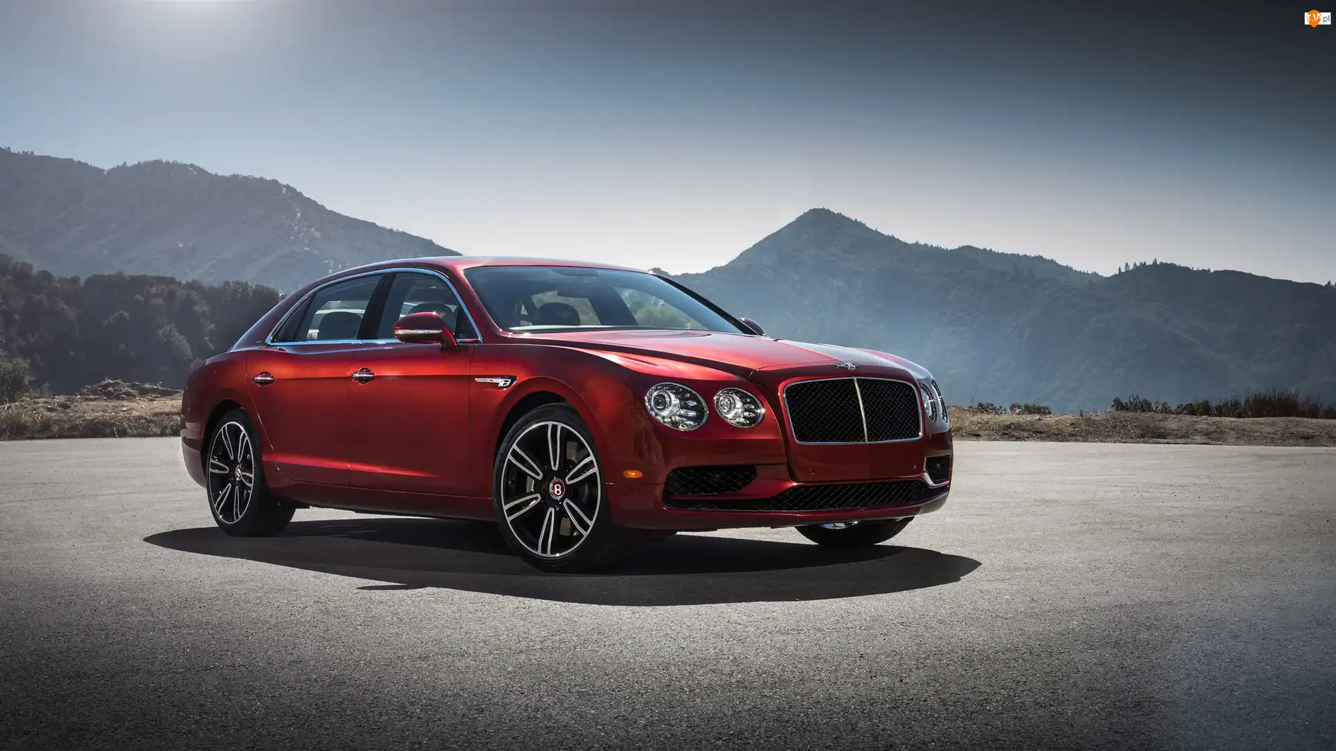 Bentley Flying Spur V8 S, Czerwony