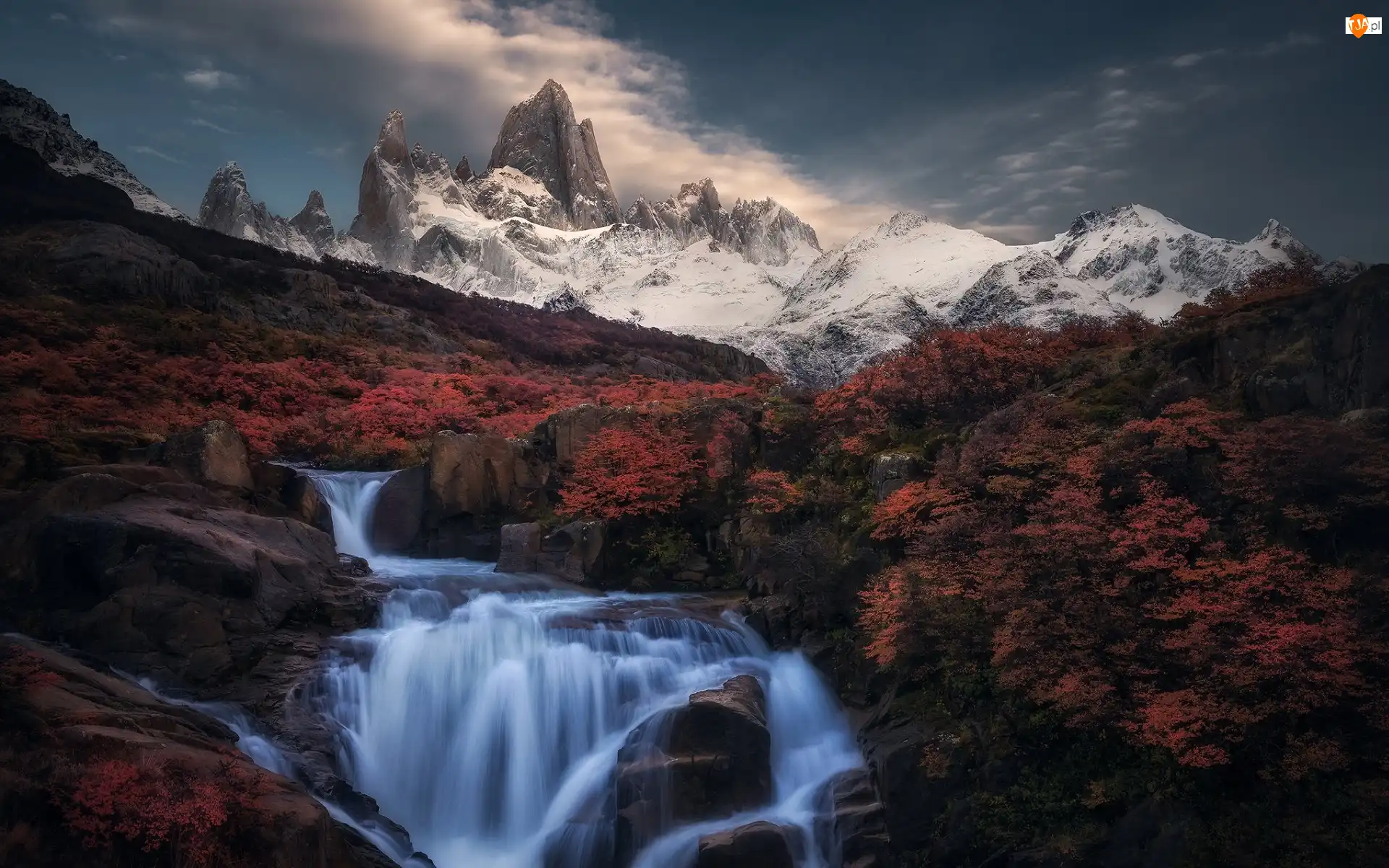 Odbicie, Szczyt Fitz Roy, Kolorowa, Rzeka, Patagonia, Roślinność, Góry Andy, Argentyna, Wodospad, Kałuża, Jesień
