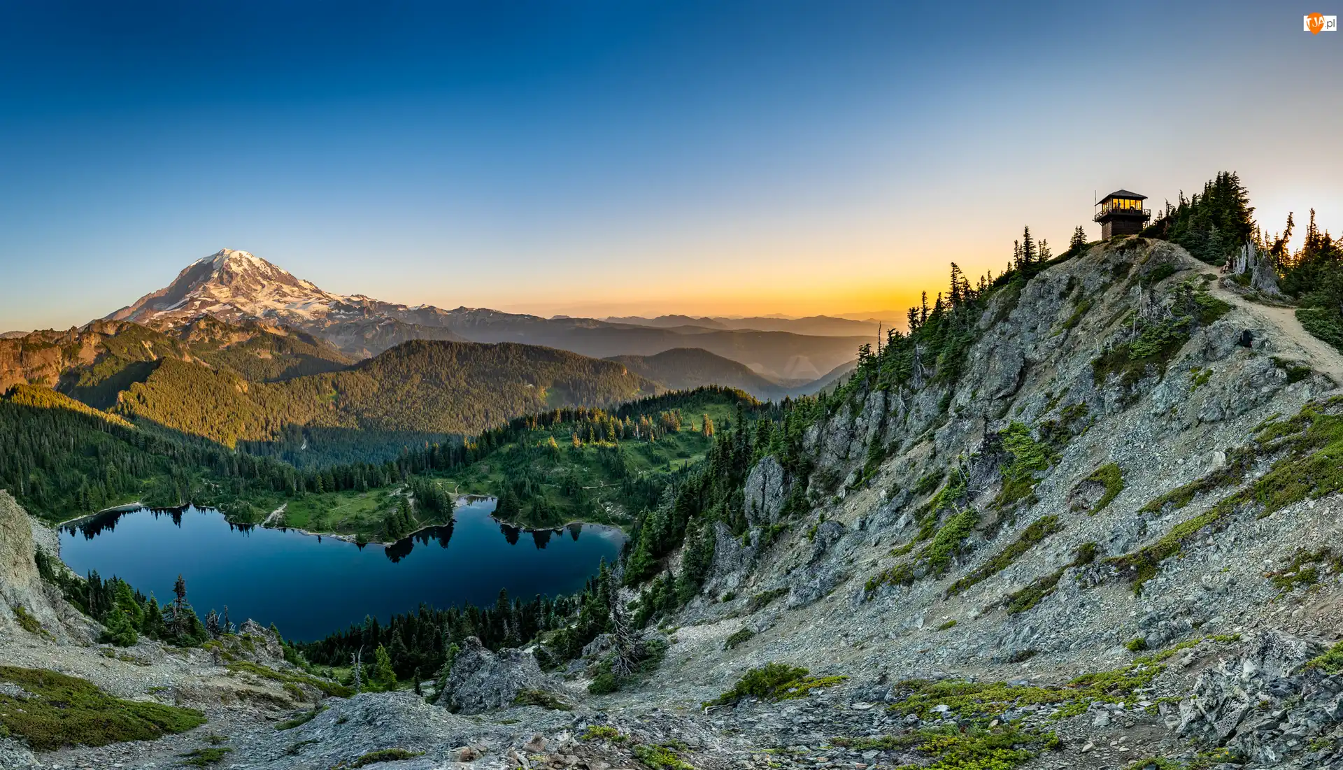 Stany Zjednoczone, Wschód słońca, Park Narodowy Mount Rainier, Skały, Mount Rainier, Góra, Eunice Lake, Jezioro, Las, Waszyngton