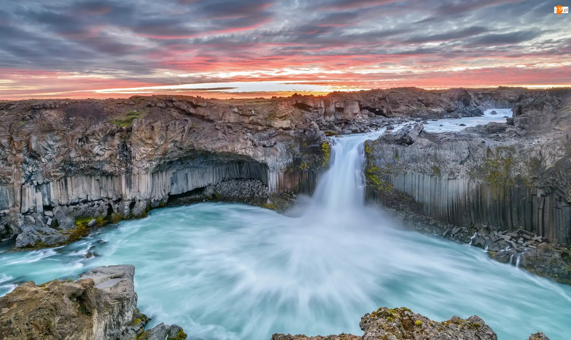 Skały, Islandia, Wodospad Aldeyjarfoss, Rzeka Skjlfandafljt