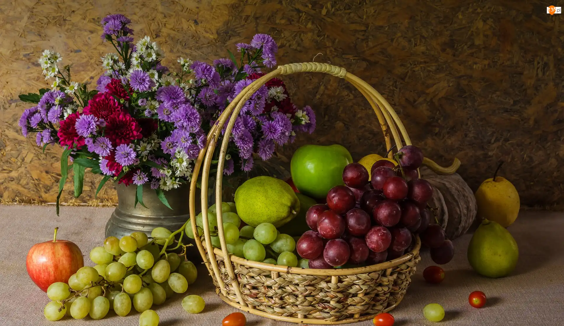 Winogrona, Bukiet, Gruszki, Owoce, Jabłka, Kwiaty, Astry marcinki, Wazon, Koszyk