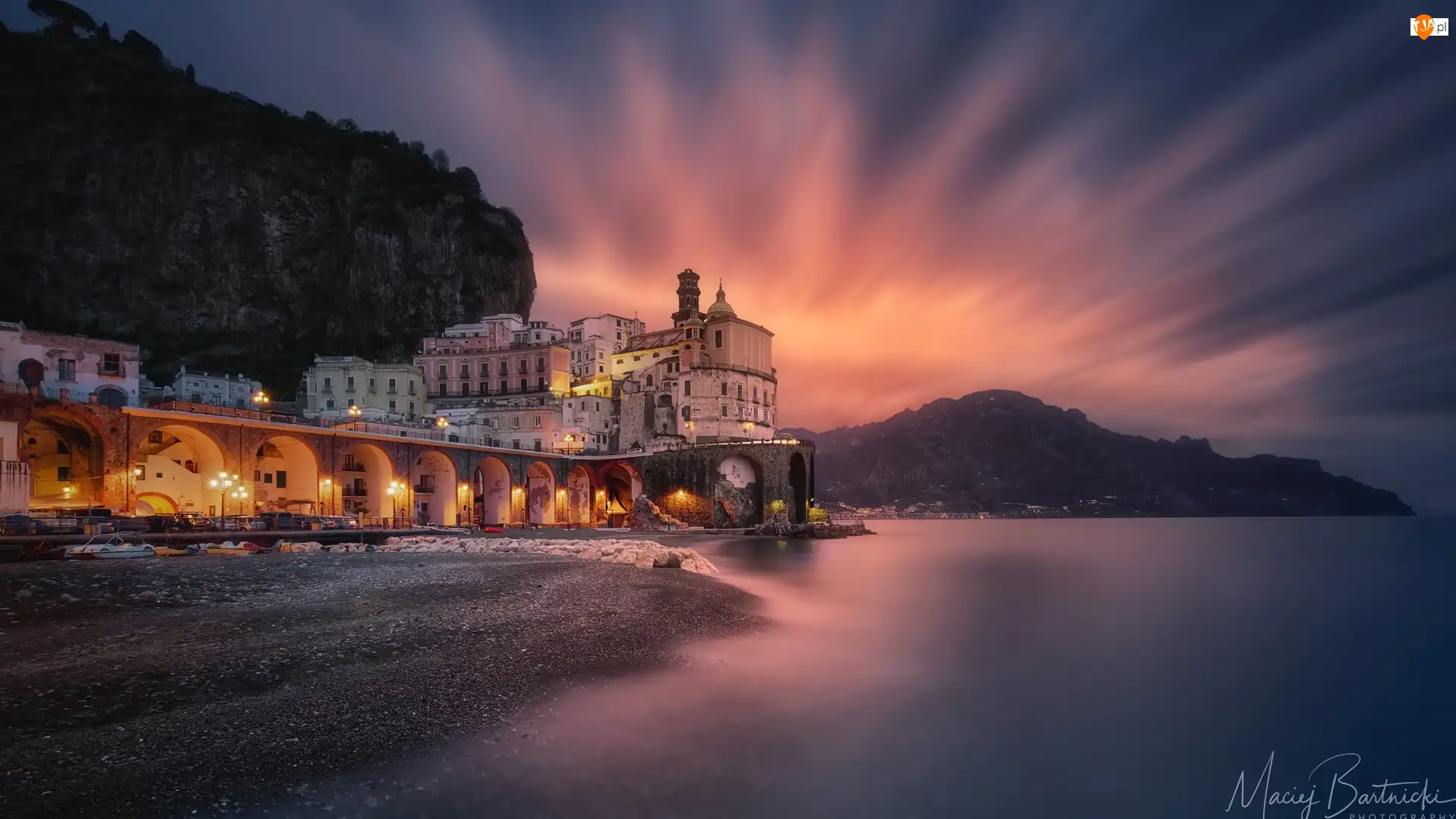 Hotel, Włochy, Góry, Światła, Amalfi, Wybrzeże, Zachód słońca, Morze