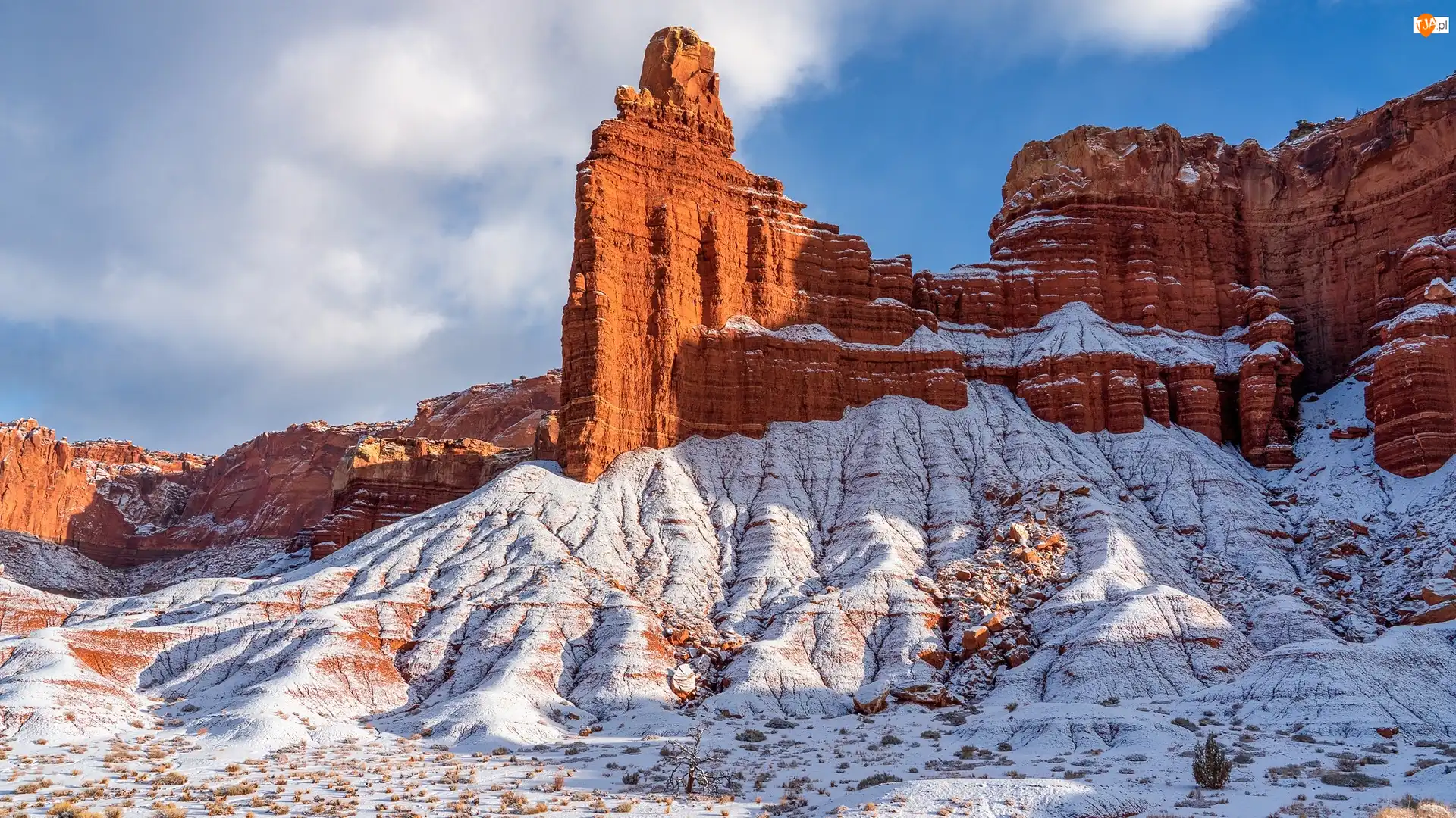 Śnieg, Zima, Park Narodowy Capitol Reef, Stany Zjednoczone, Skały, Utah