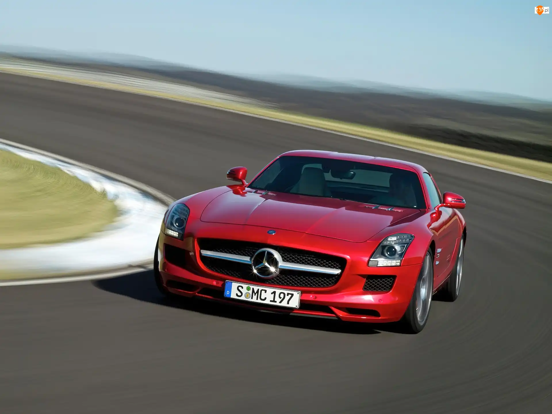 Jezdne, Mercedes SLS, AMG, Właściwości