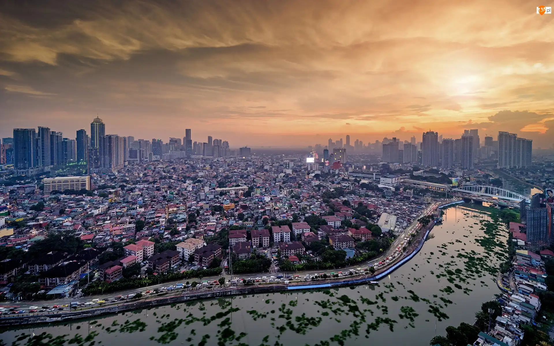 Rzeka Pasig, Filipiny, Manila, Most, Stolica, Domy, Z lotu ptaka, Miasto