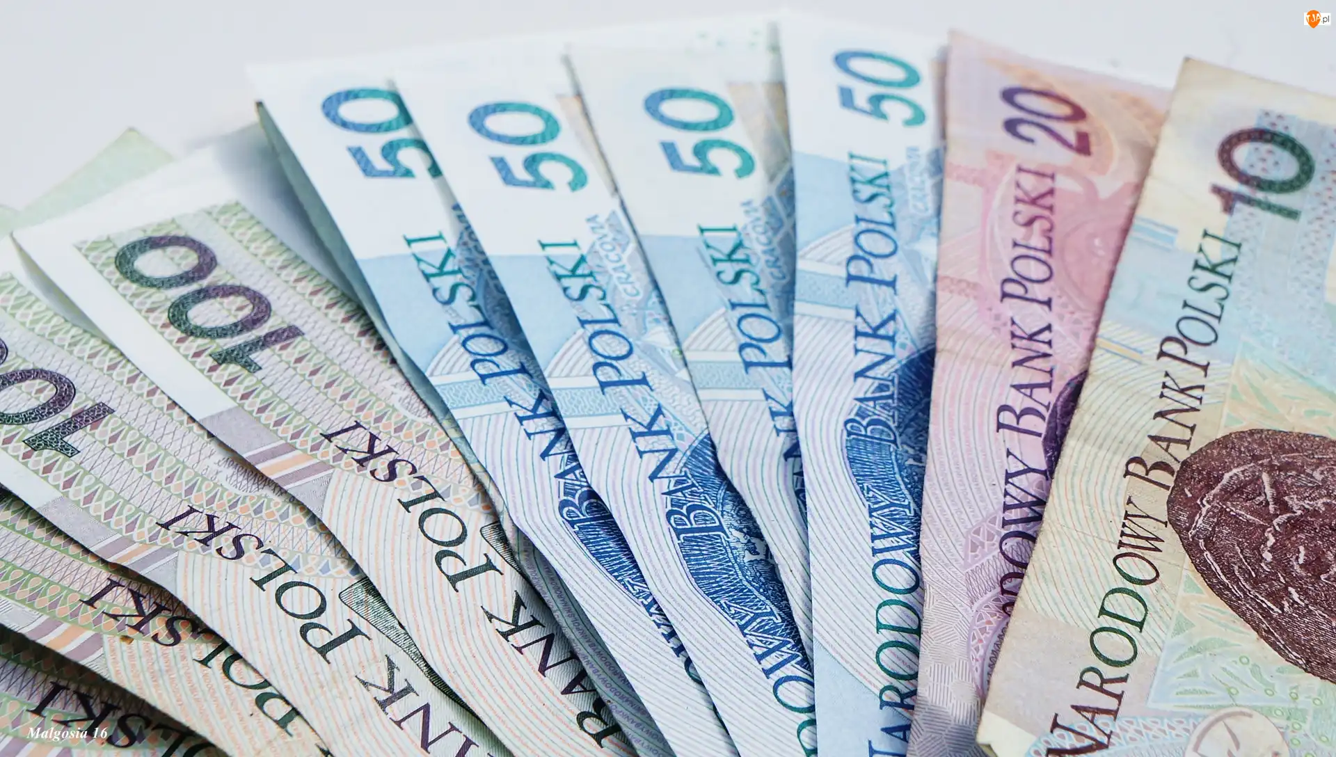 Banknoty, Pieniądze