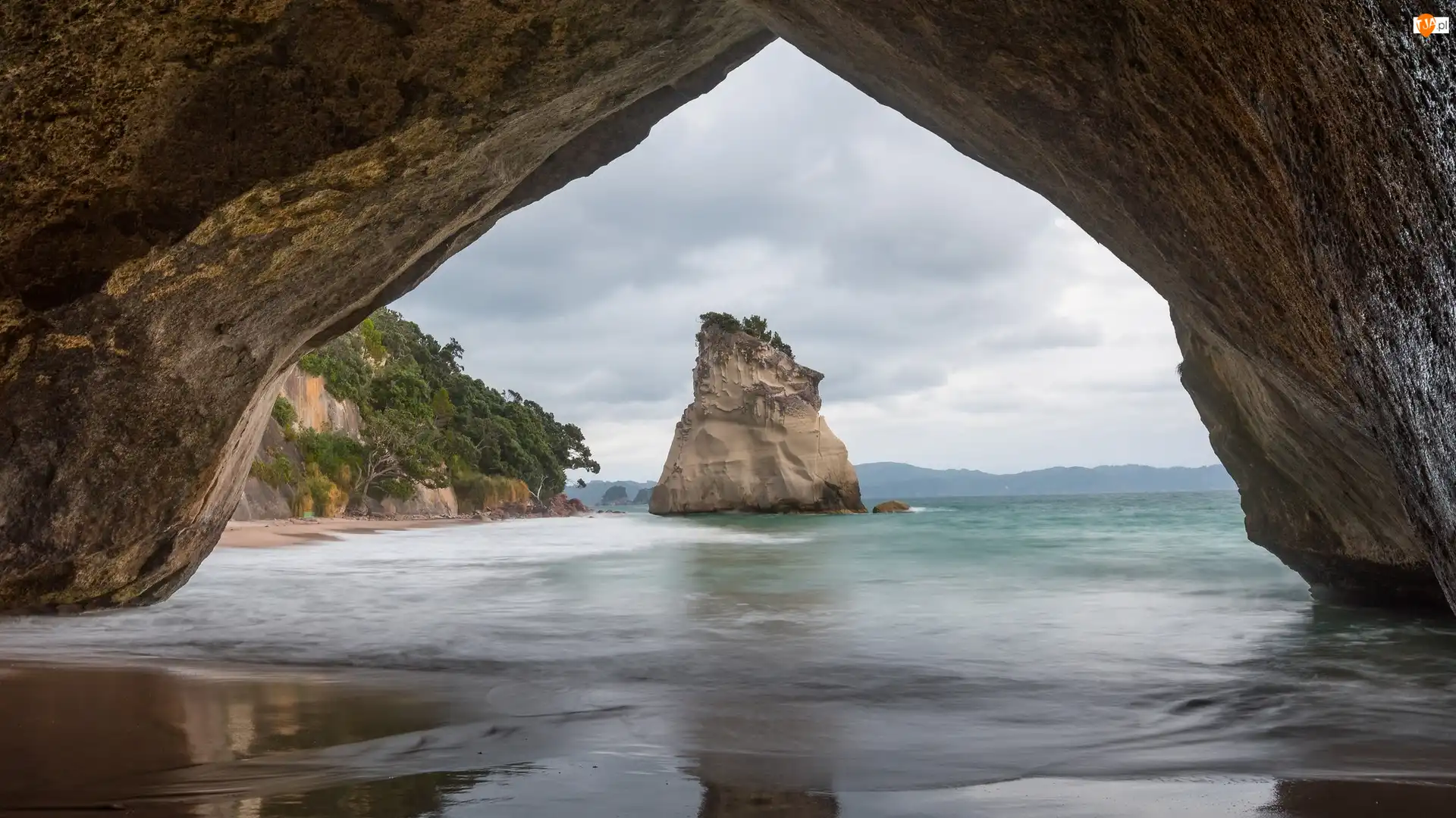 Jaskinia, Morze, Nowa Zelandia, Zatoka Cathedral Cove, Region Waikato, Półwysep Coromandel, Skały