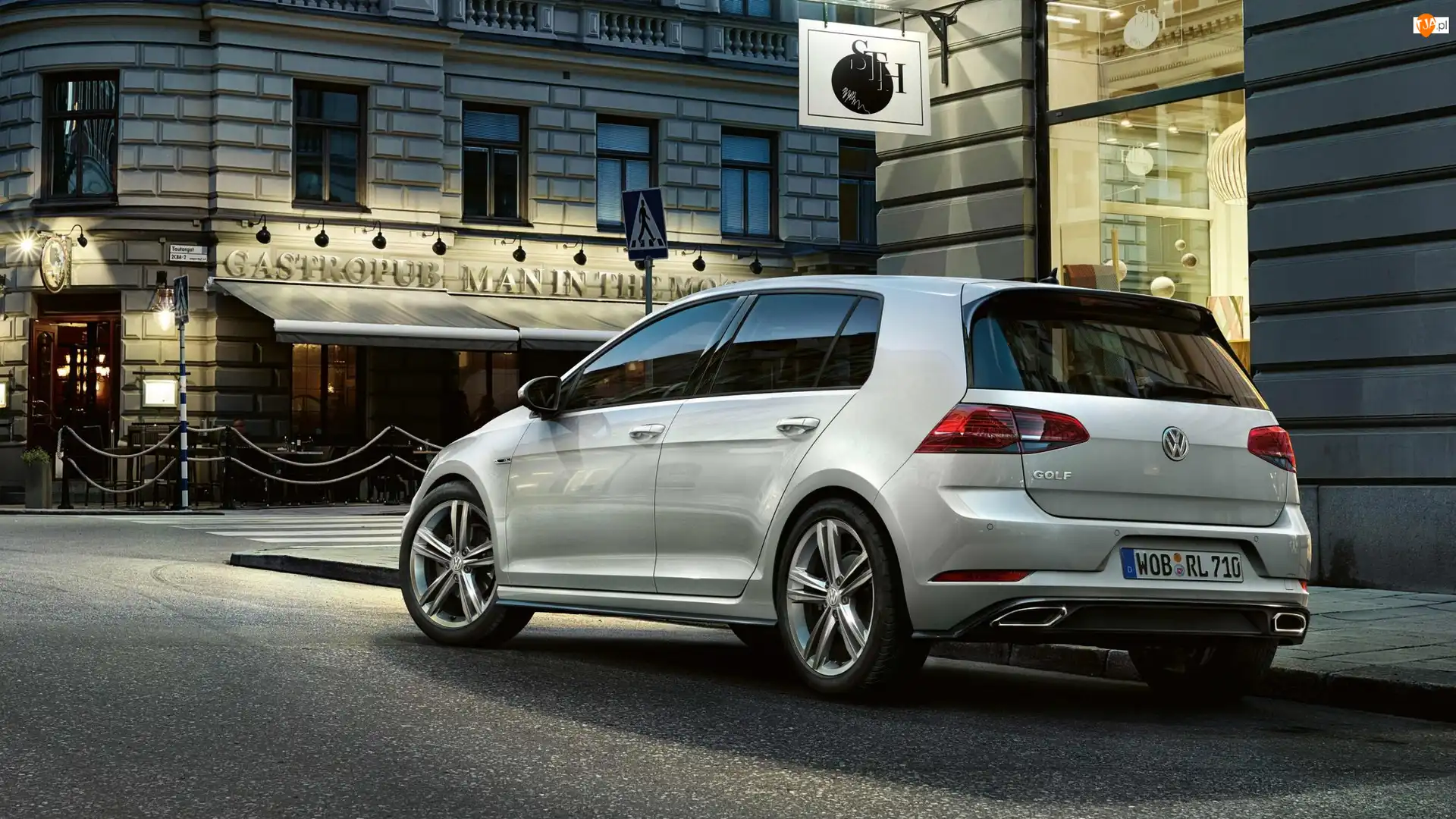 Variant R, Volkswagen Golf 7
