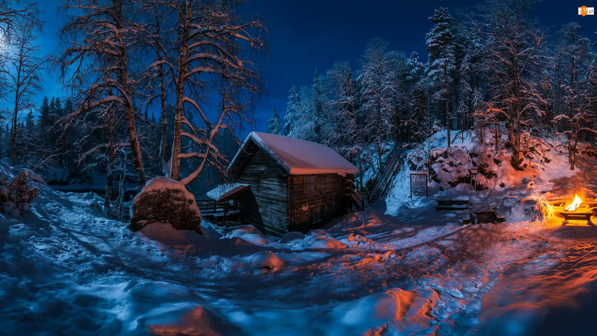Drzewa, Ognisko, Młyn Myllykoski, Park Narodowy Oulanka, Las, Laponia, Noc, Zima, Drewniany, Śnieg, Finlandia