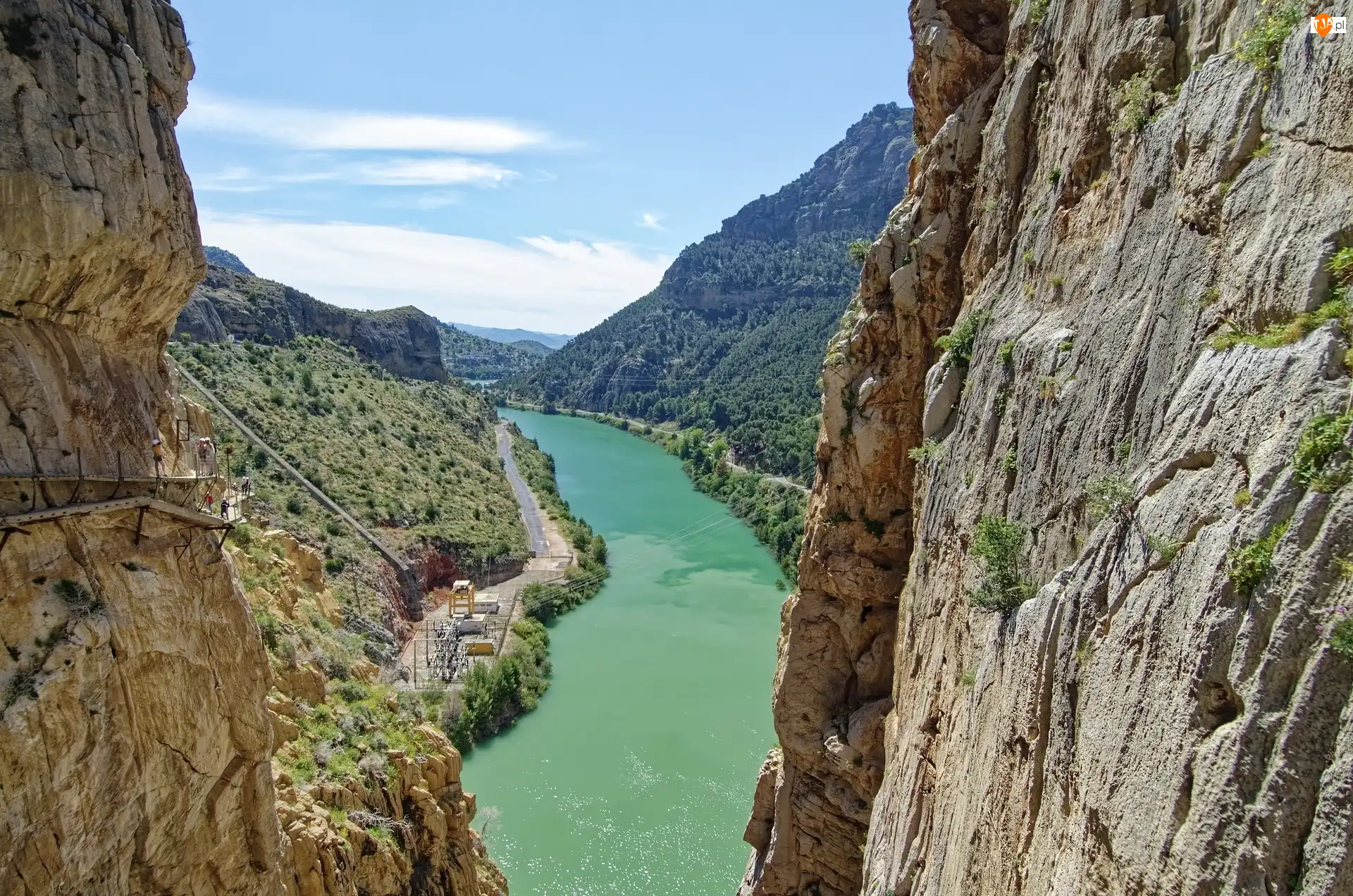 Rzeka Guadalhorce, Caminito del Rey, Skały, Malaga, Szlak, Park Narodowy Desfiladero de los Gaitanes, Hiszpania, Wąwóz Gaitanes