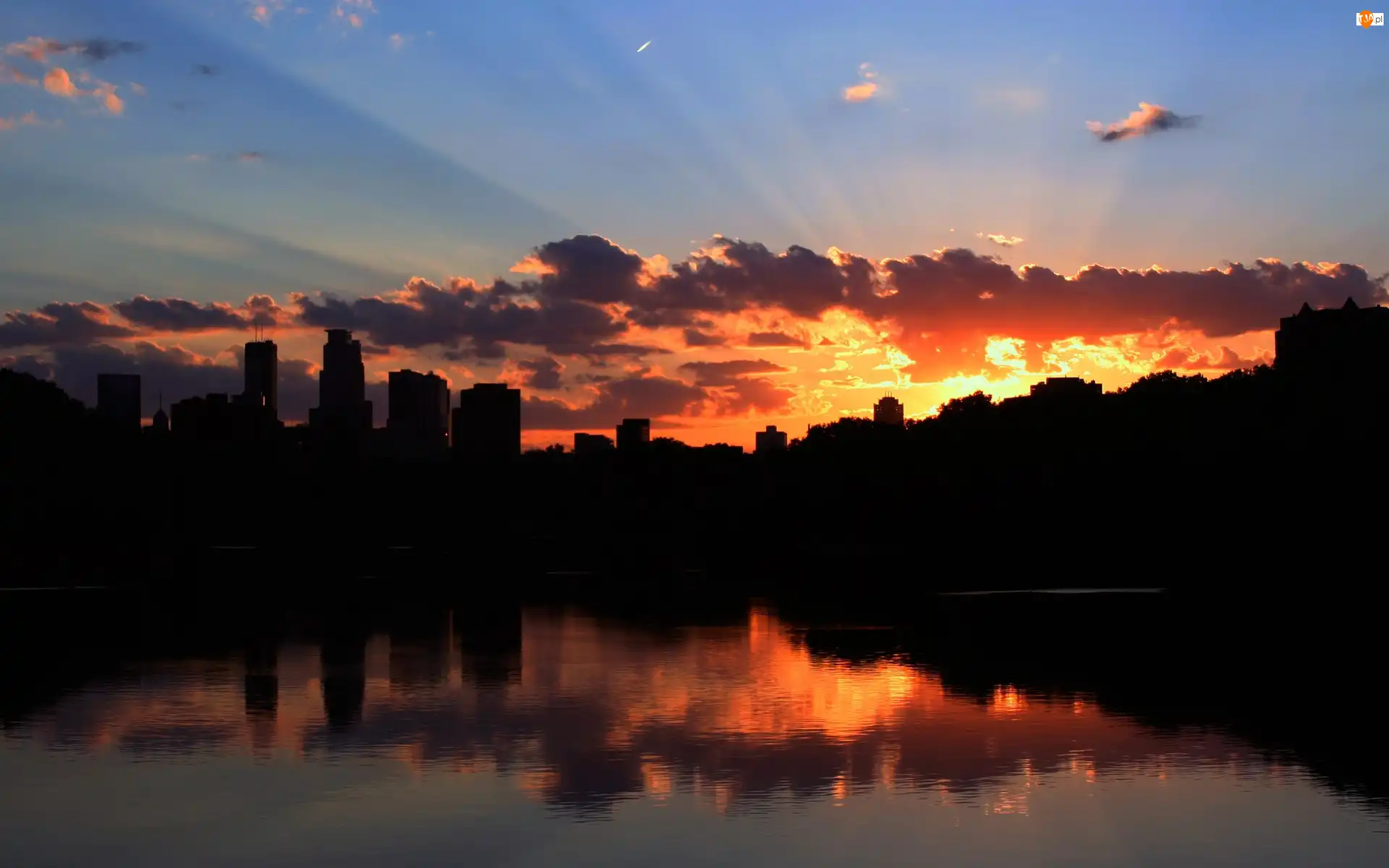 Minneapolis, Zachód Słońca