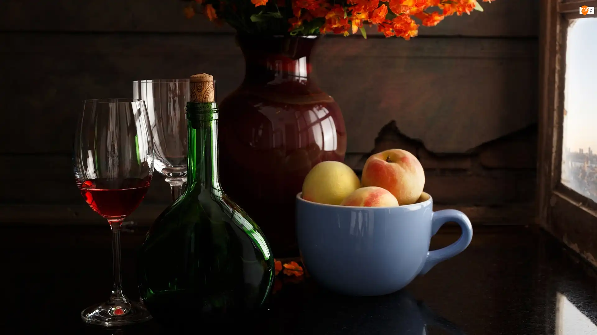 Wino, Kompozycja, Butelka, Filiżanka, Kieliszki, Brzoskwinie