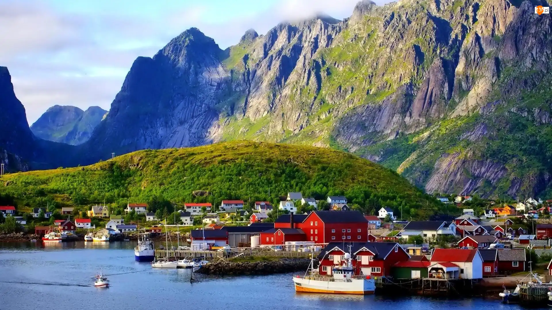 Nad, Morzem, Norwegia, Wieś, Statki, Port, Góry