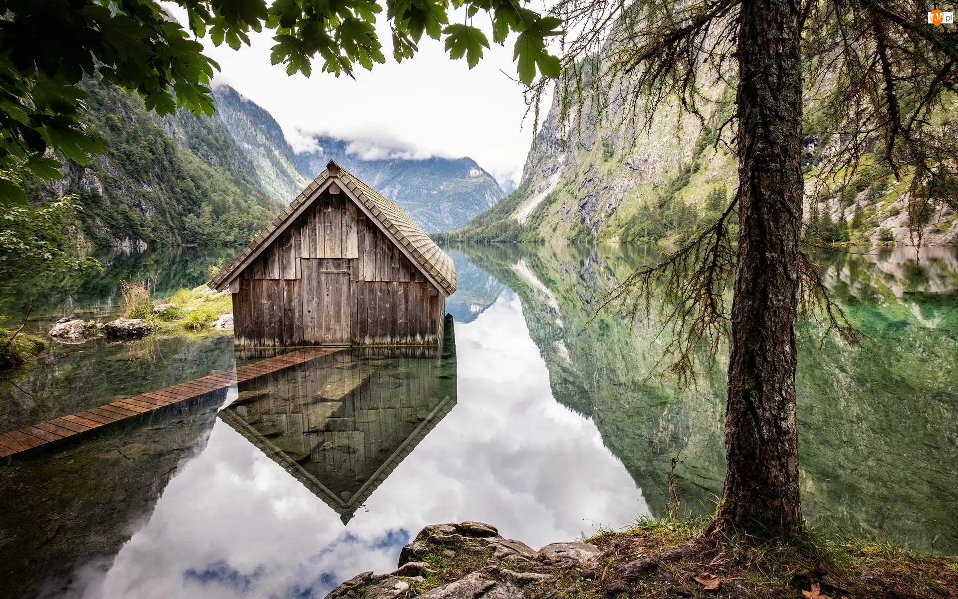 Niemcy, Domek, Bawaria, Alpy, Park Narodowy Berchtesgaden, Pomost, Jezioro Obersee, Drewniany, Góry