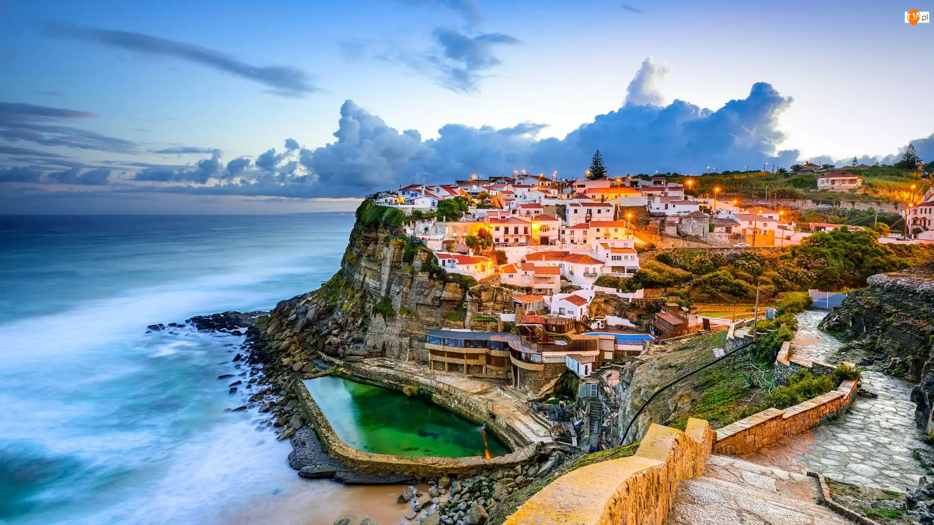 Miasteczko Azenhas do Mar, Klif, Zdjęcie miasta, Portugalia, Domy, Morze, Skały