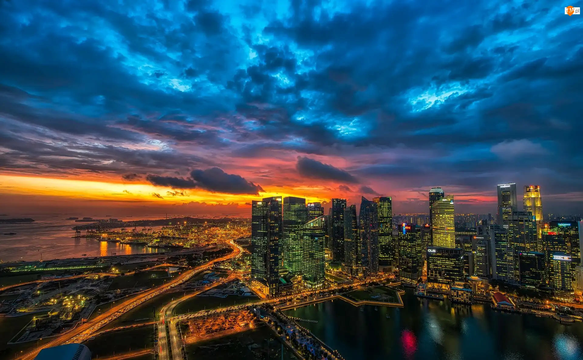 Manhattan, Oświetlone, Stany Zjednoczone, Nowy Jork, Zachód słońca, Drogi, Wieżowce