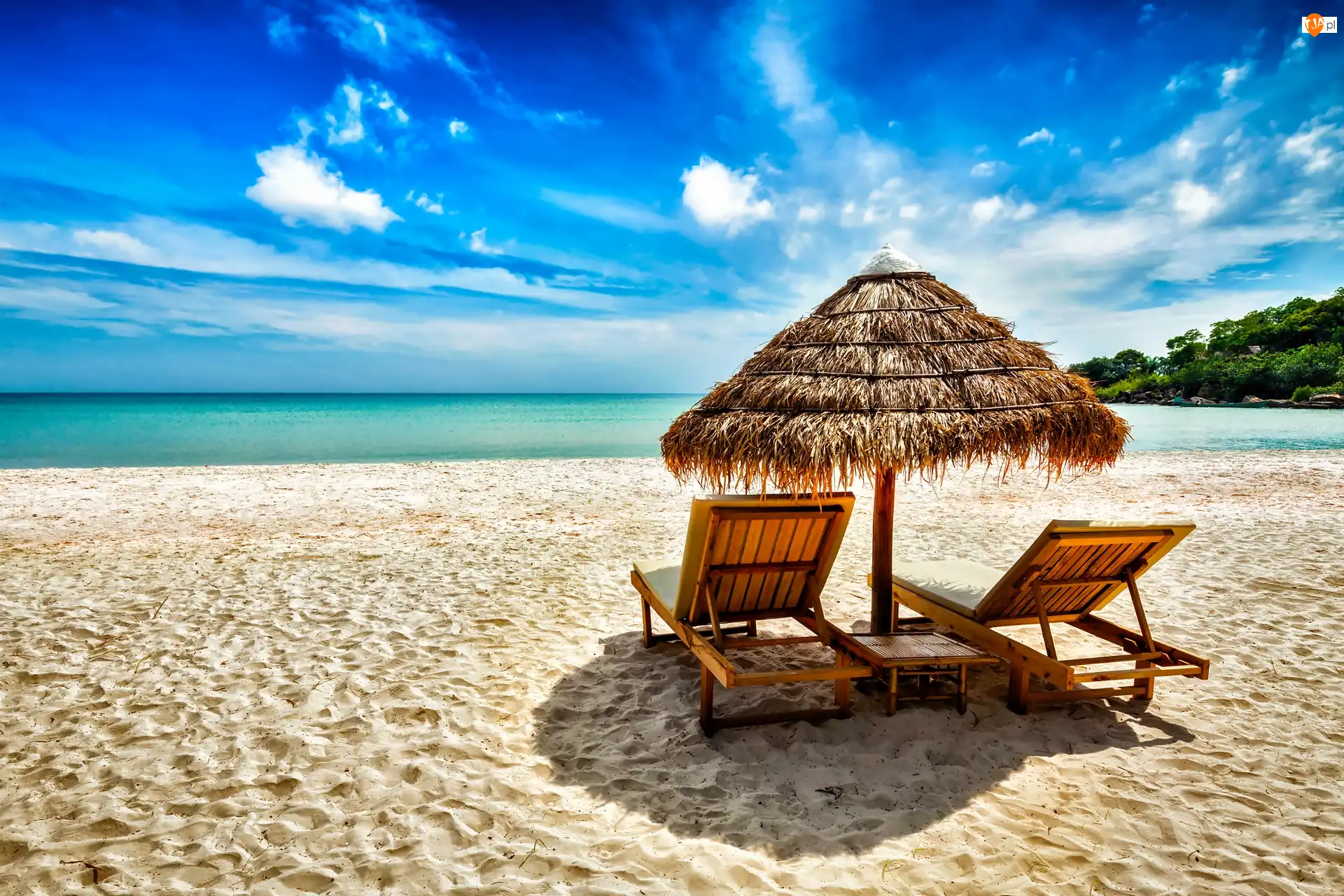 Morze, Plaża, Leżaki, Parasol
