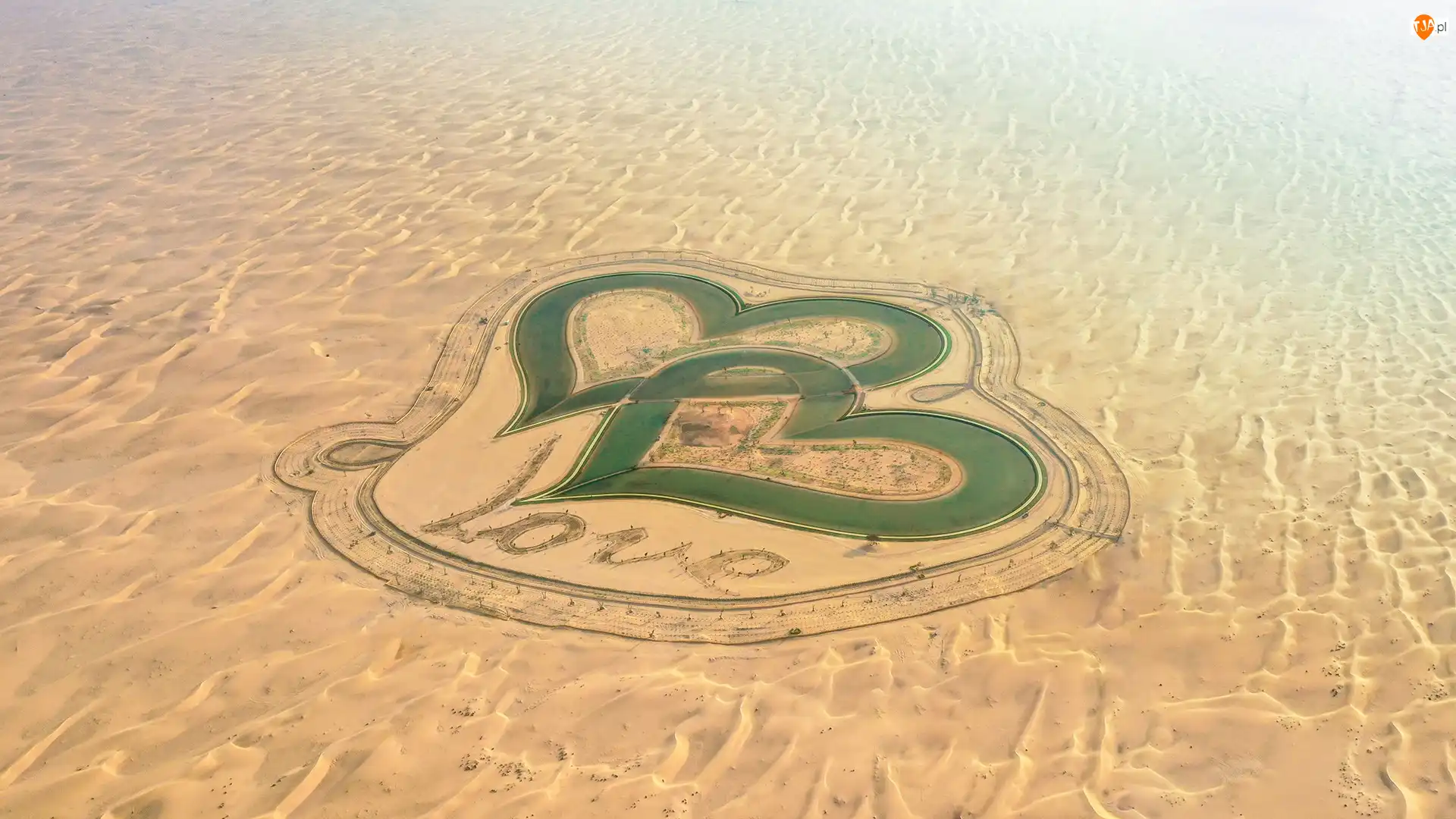 Zjednoczone Emiraty Arabskie, Napis, Dubaj, Love Lake Dubai, Teren piknikowy, Love, Dwa, Piasek, Serca