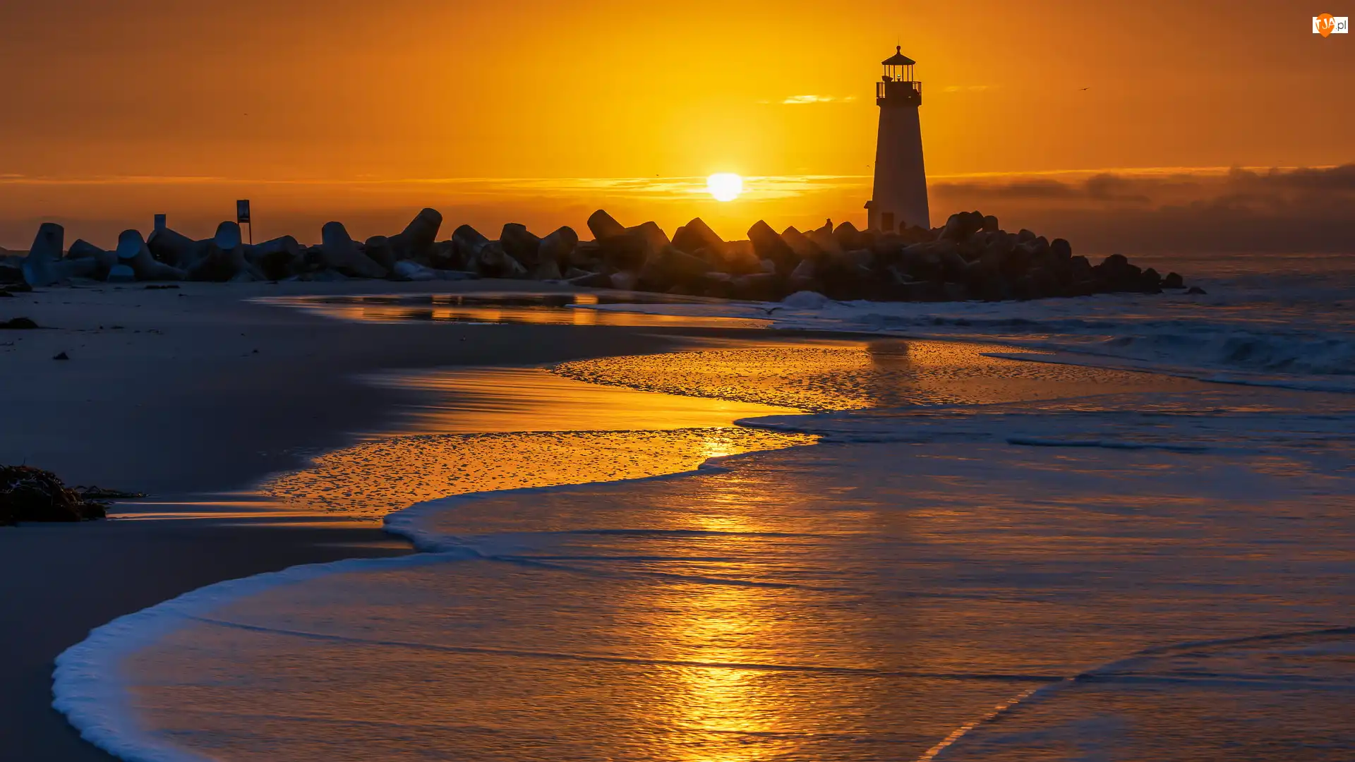 Stany Zjednoczone, Seabright State Beach, Santa Cruz, Plaża, Morze, Wschód słońca, Latarnia morska, Skały, Walton Lighthouse, Kalifornia