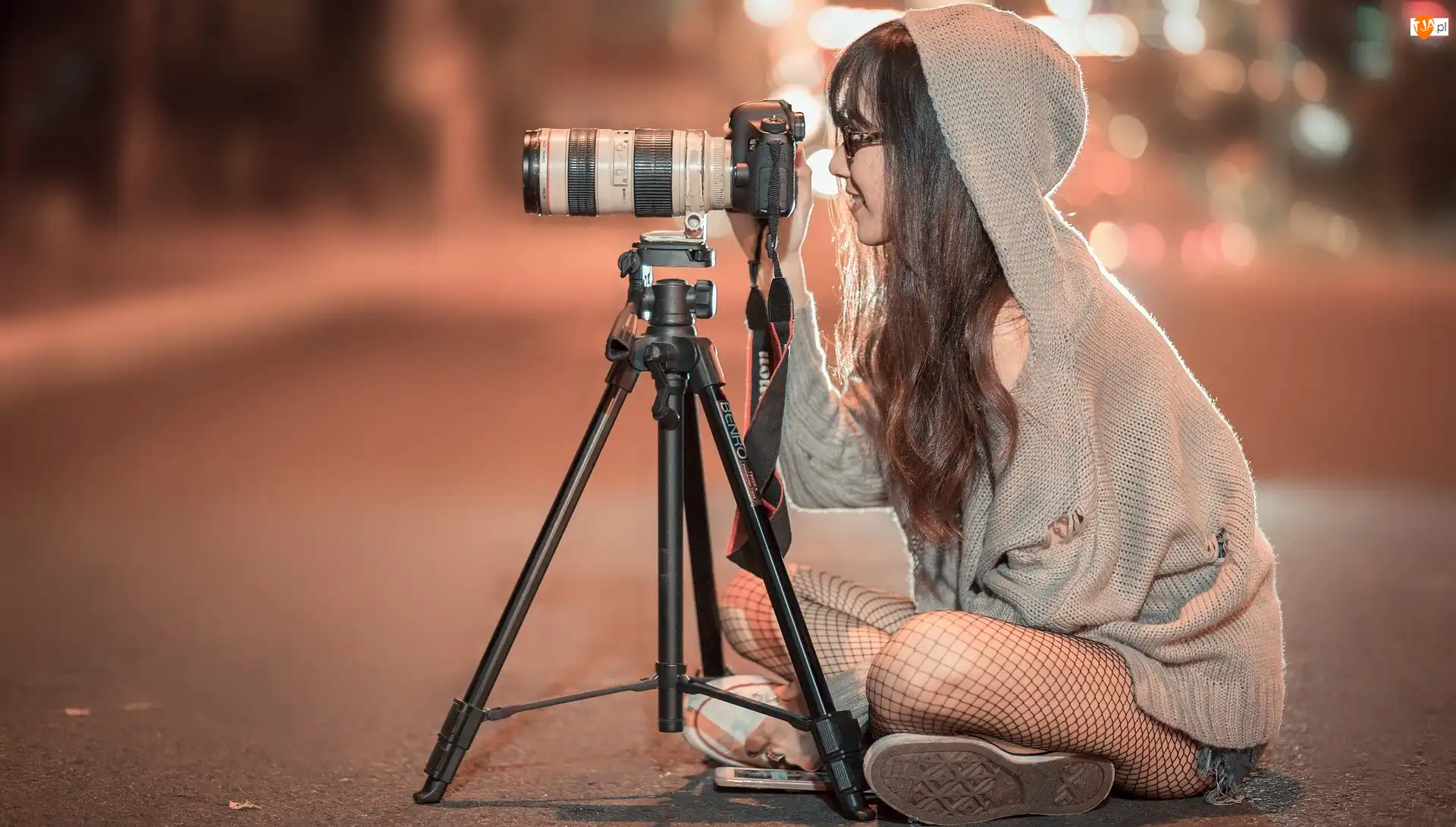 Statyw, Dziewczyna, Aparat fotograficzny