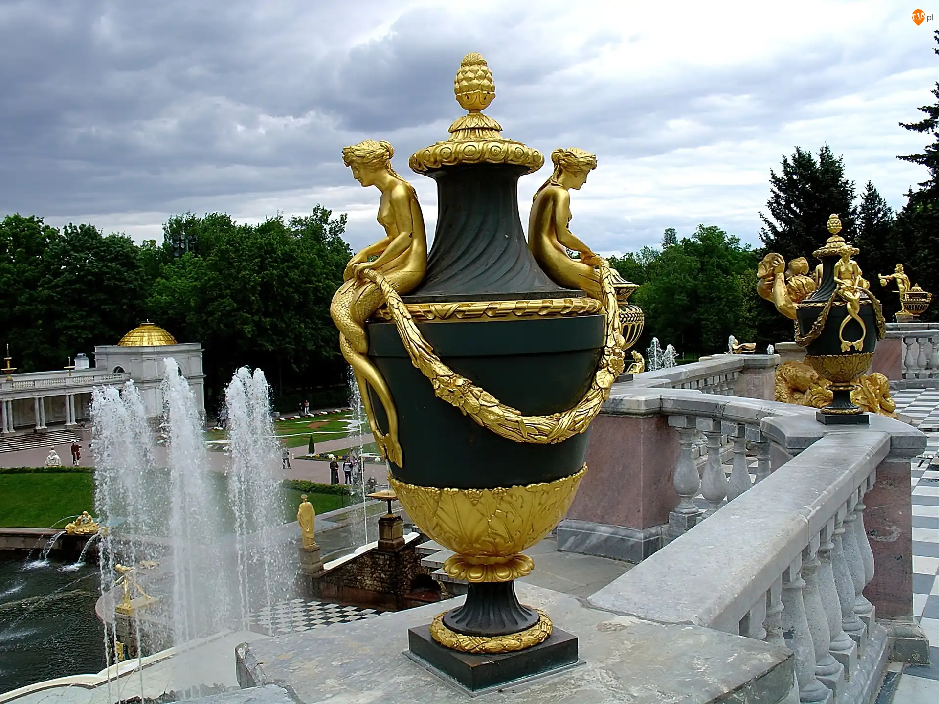 Pałacowy, Taras, Rosja, Fontanna, St. Petersburg, Rzezby, Złote