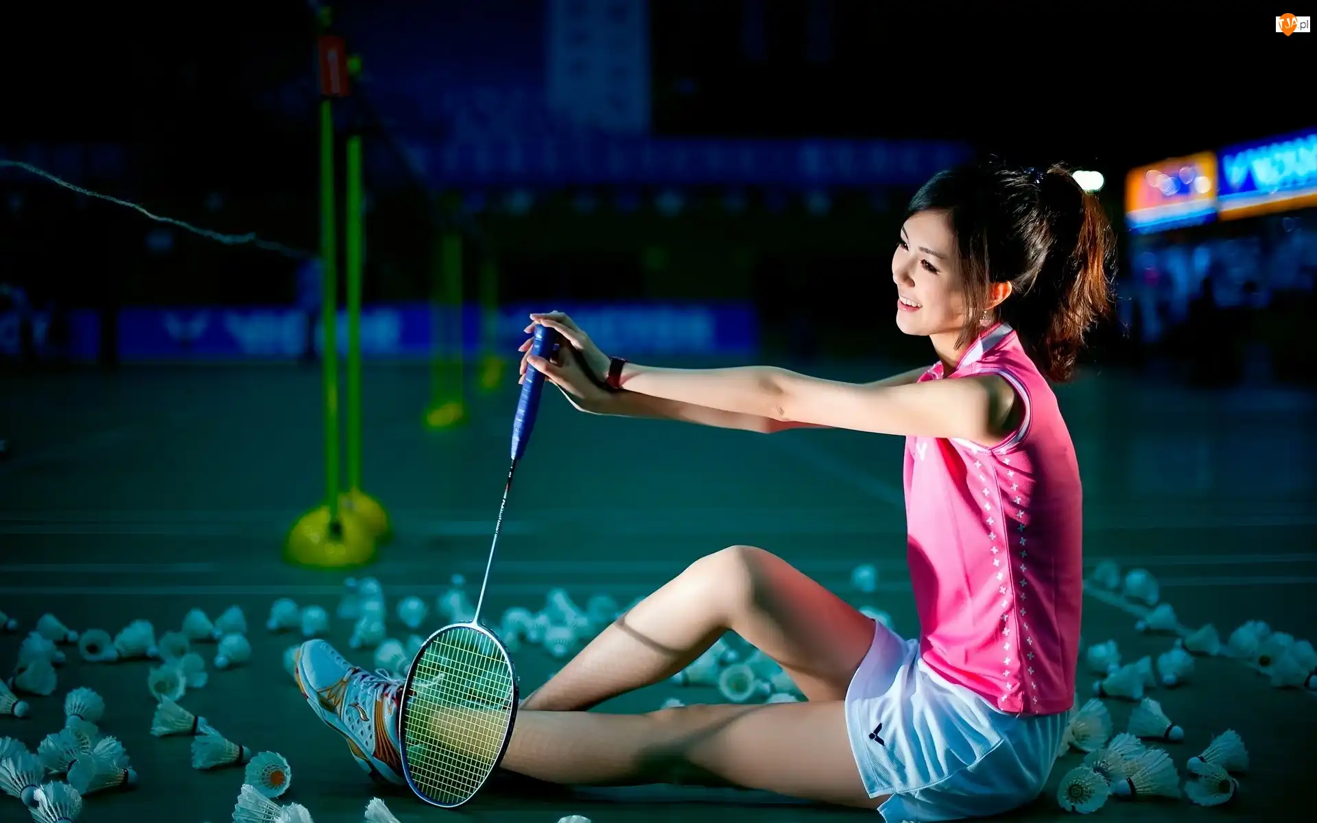 Azjatka, Kort, Badminton, Dziewczyna, Sport, Lotki, Rakieta