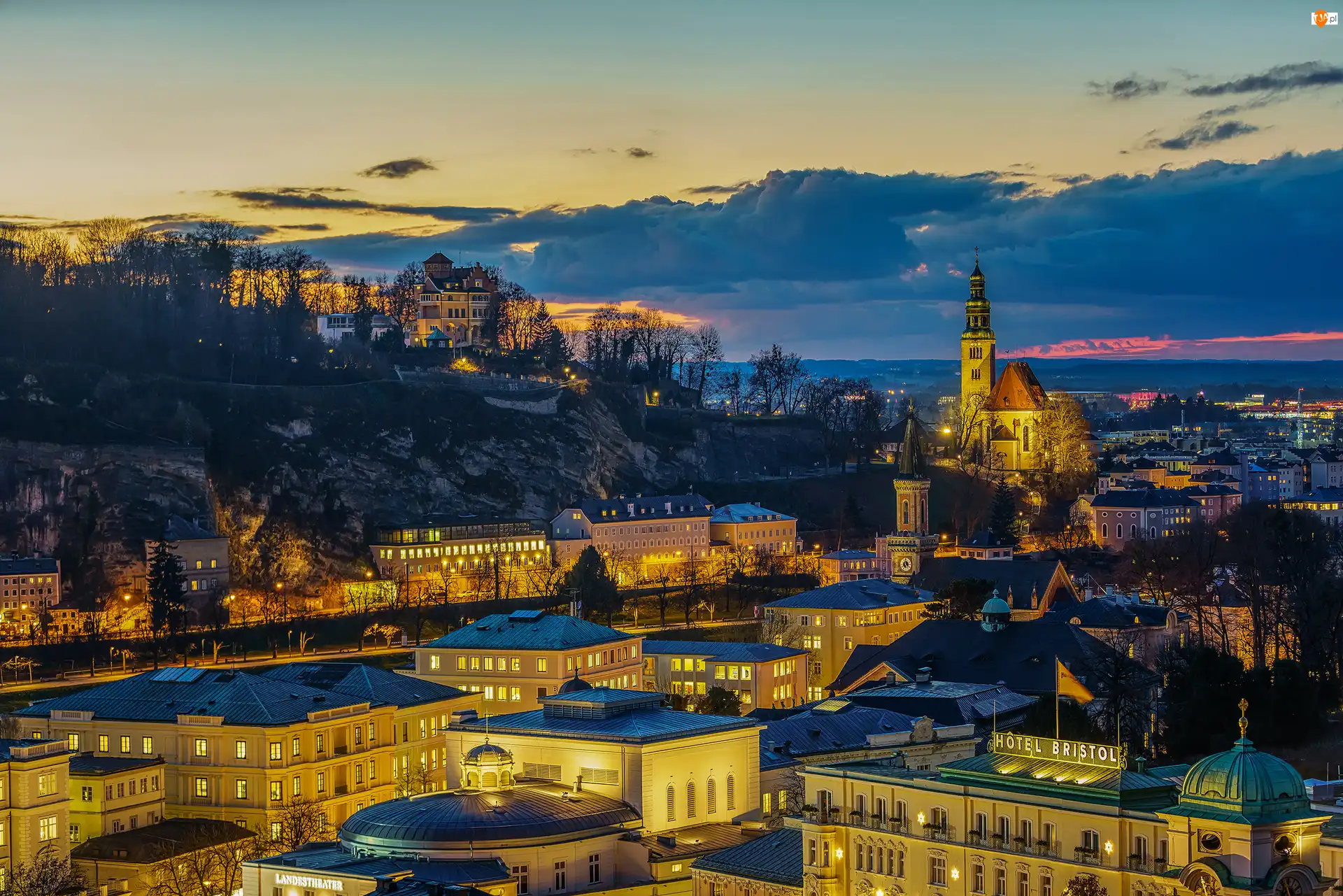 Domy, Austria, Salzburg, Noc