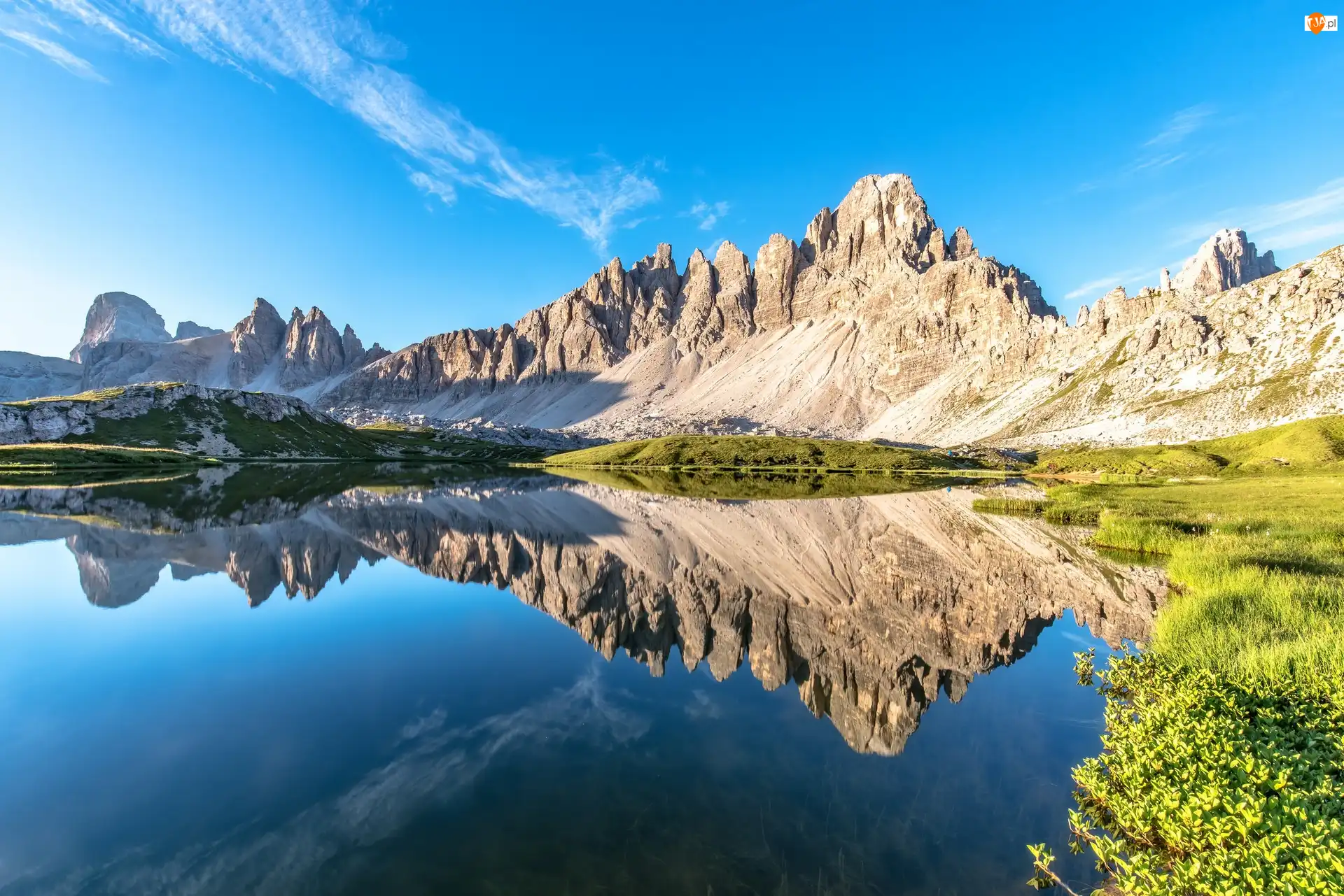 Odbicie, Tyrol Południowy, Jezioro, Masyw Odle, Szczyty, Prowincja Bozen-Sudtirol, Dolomity, Włochy, Góry
