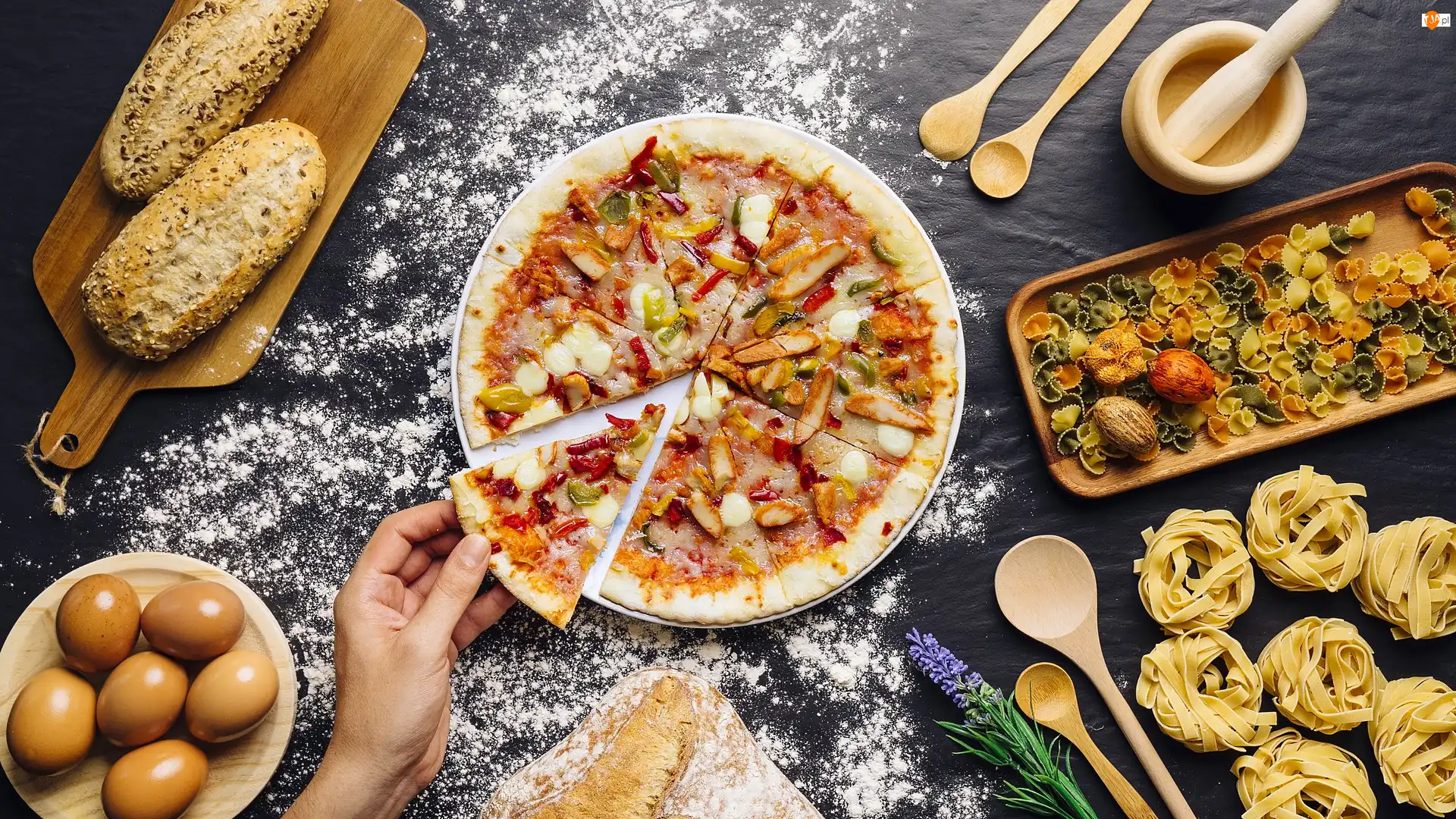 Bułki, Jajka, Talerz, Pizza, Makaron