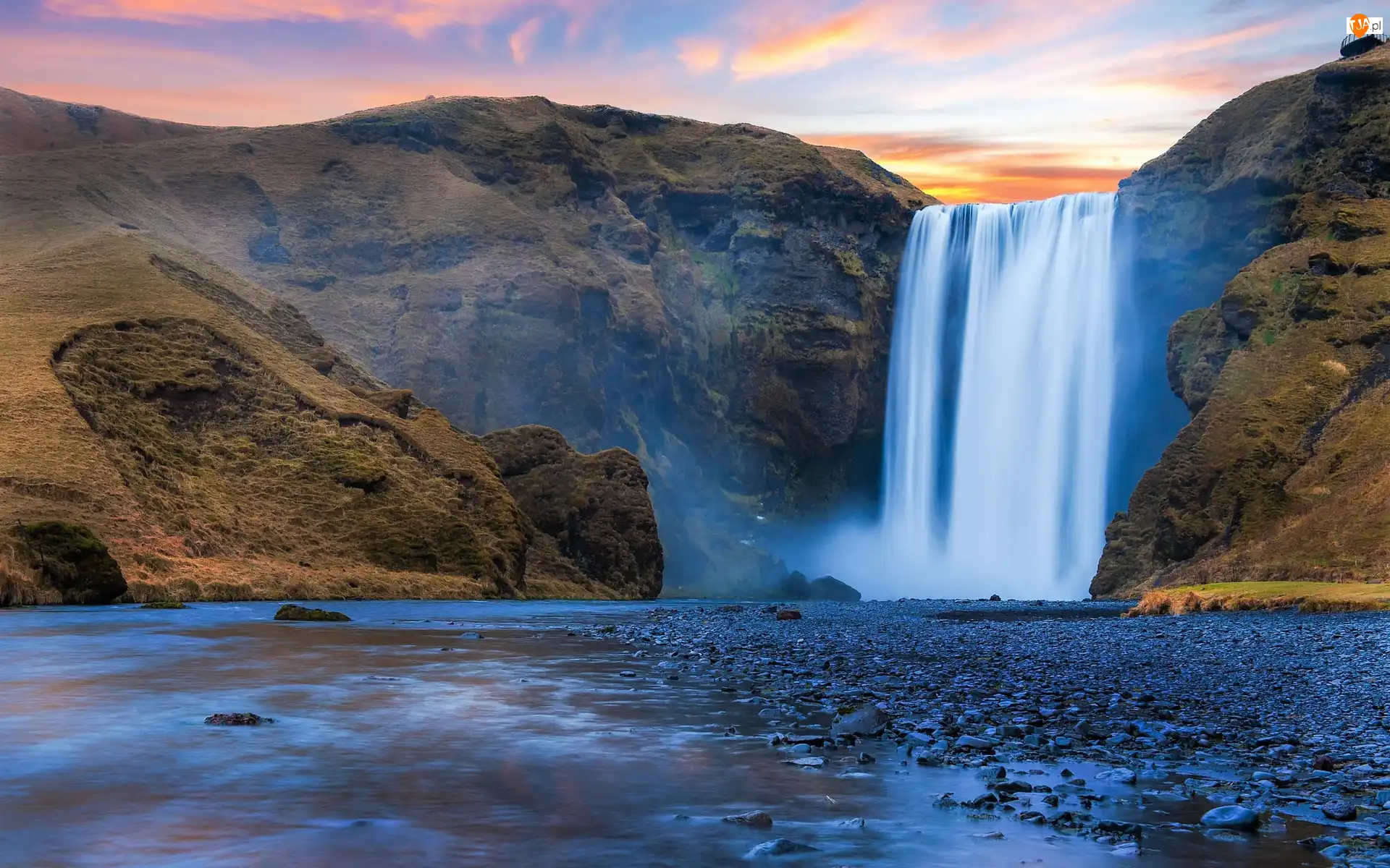 Skały, Góry, Wodospad Skogafoss, Islandia, Rzeka Skoga, Kamienie