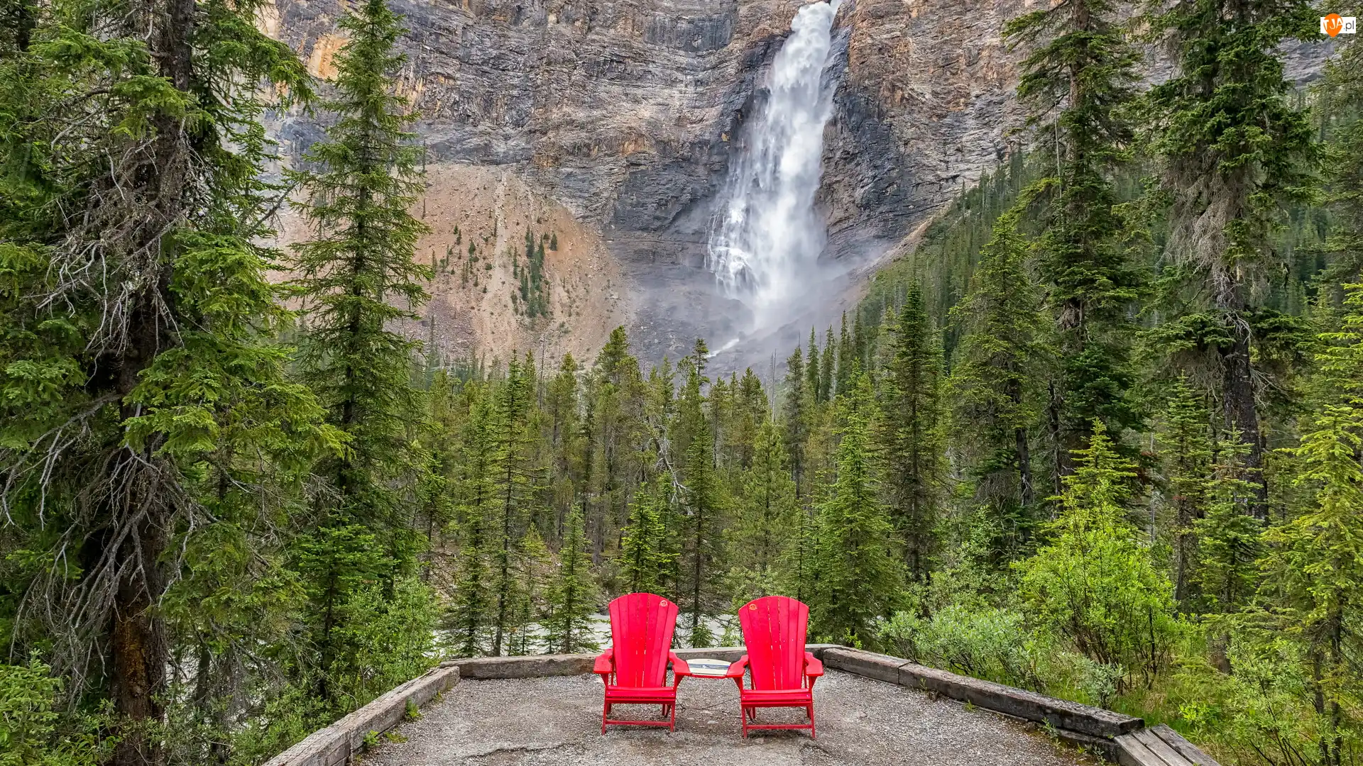Wodospad, Punkt widokowy, Takkakaw Falls, Góra, Prowincja Kolumbia Brytyjska, Las, Taras, Czerwone, Park Narodowy Yoho, Drzewa, Kanada, Krzesła, Dwa