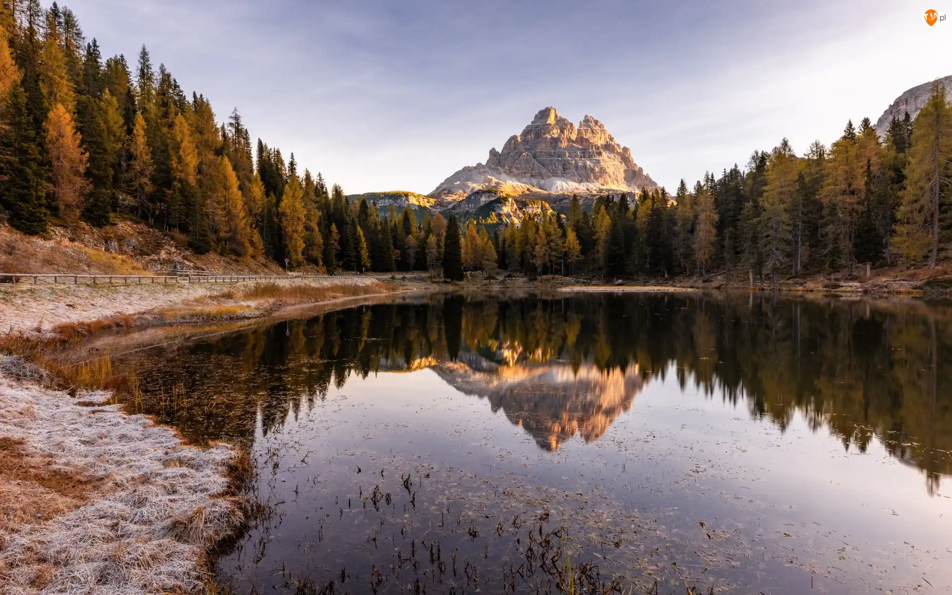 Włochy, Antorno Lake, Belluno, Tre Cime di Lavaredo, Drzewa, Góry, Dolomity, Jezioro, Masyw
