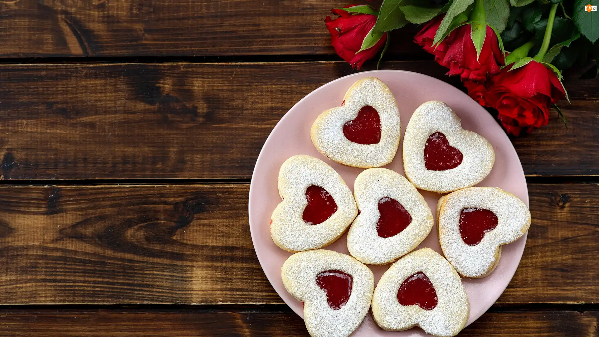 Róże, Ciasteczka, Deski, Czerwone, Talerzyk, Serduszka, Dżem