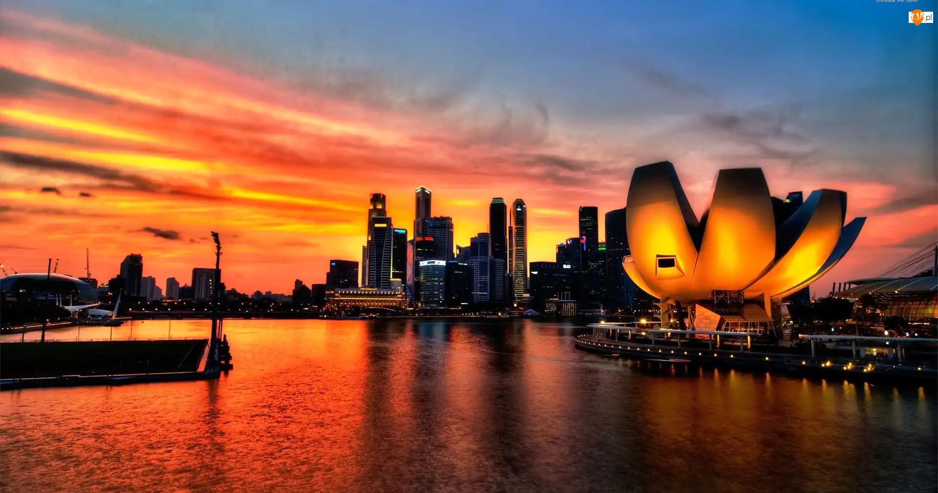 Muzeum ArtScience Museum, Singapur, Zachód Słońca