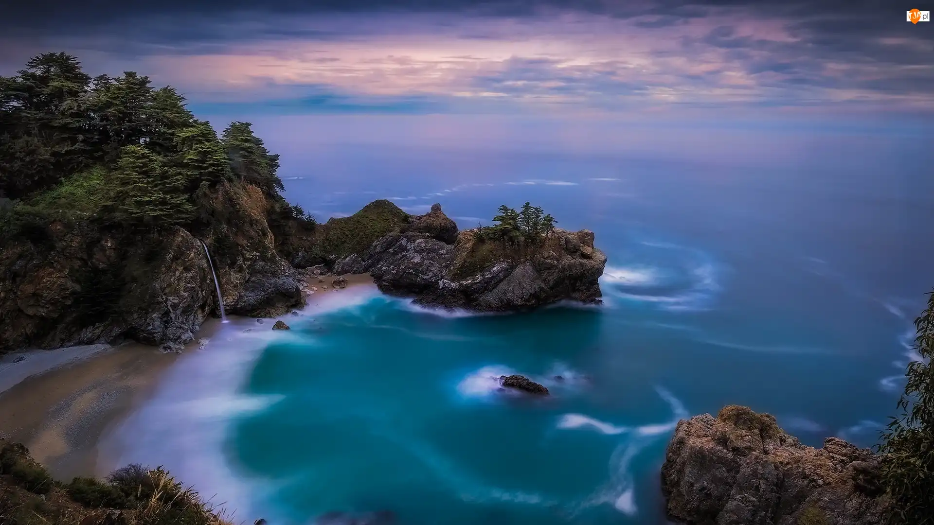 Stany Zjednoczone, Góry Santa Lucia, Kalifornia, Plaża, Skały, Park Stanowy Julia Pfeiffer Burns, Wodospad McWay Falls, Wybrzeże Big Sur, Zatoka