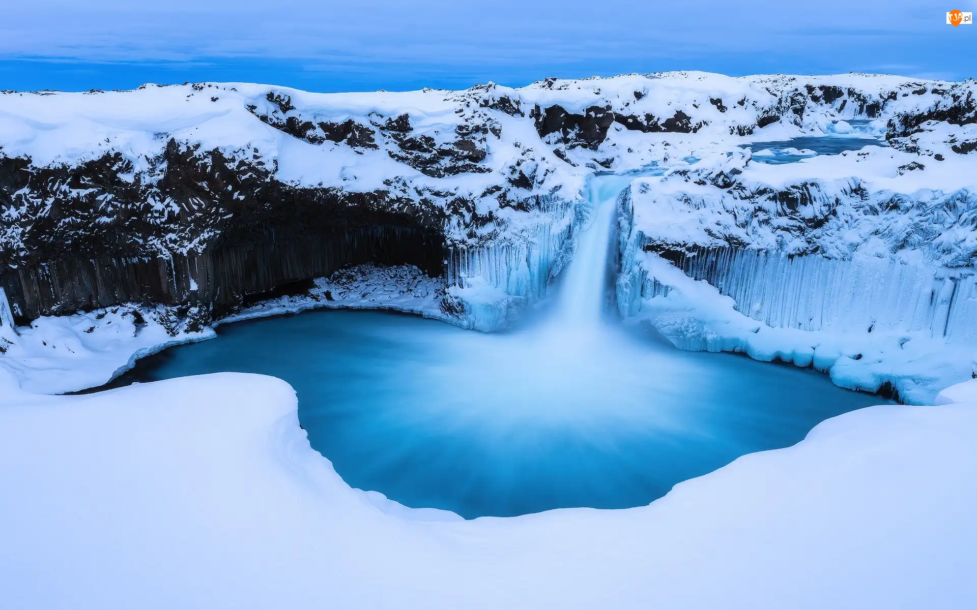 Wodospad Aldeyjarfoss, Islandia, Skały, Zima, Bazaltowe, Rzeka Skjalfandafljot