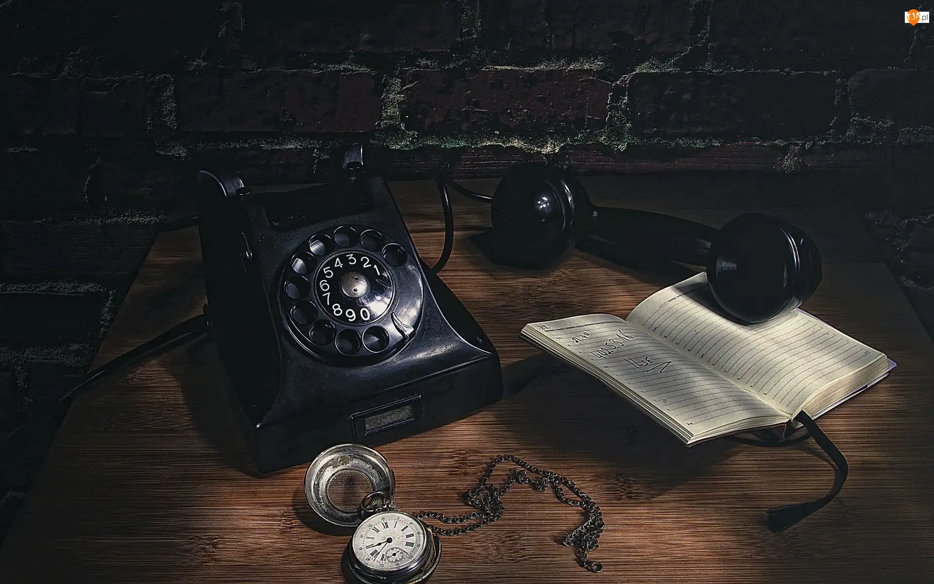 Telefon, Zegarek, Ściana, Kompozycja, Notes, Stolik