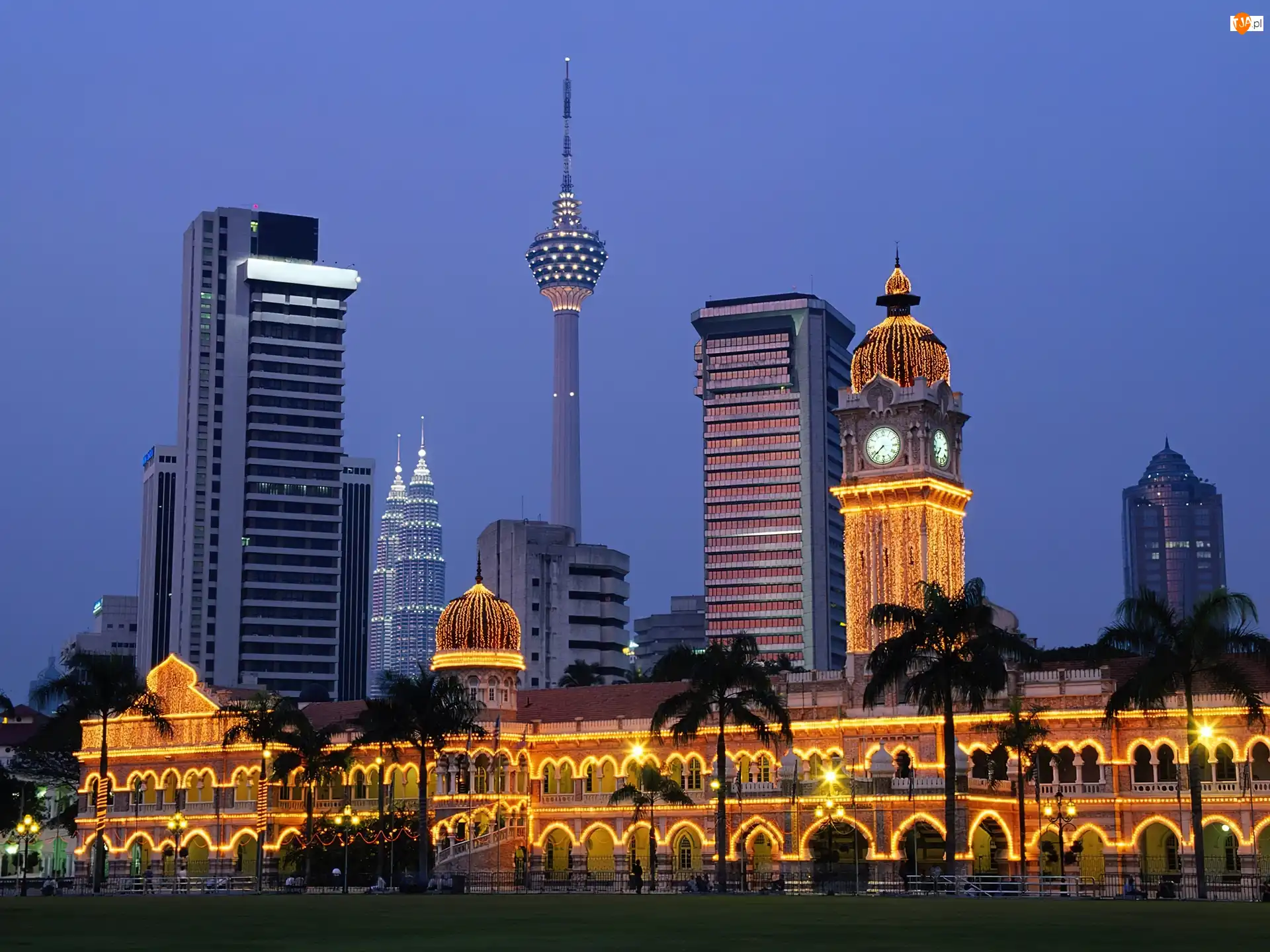 Malezja, Kuala Lumpur, Budynki, Światła