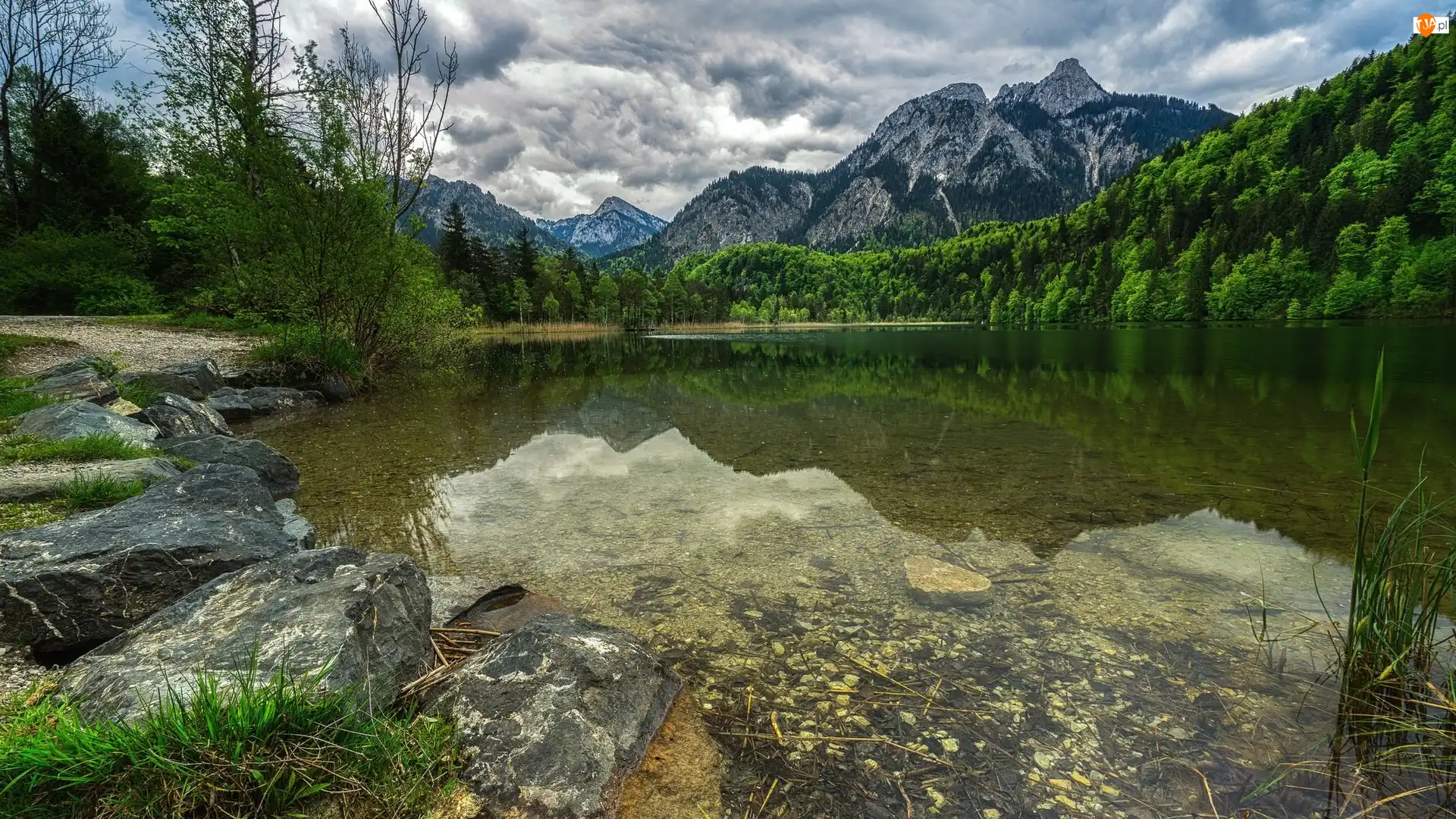 Góry, Jezioro, Kamienie, Drzewa